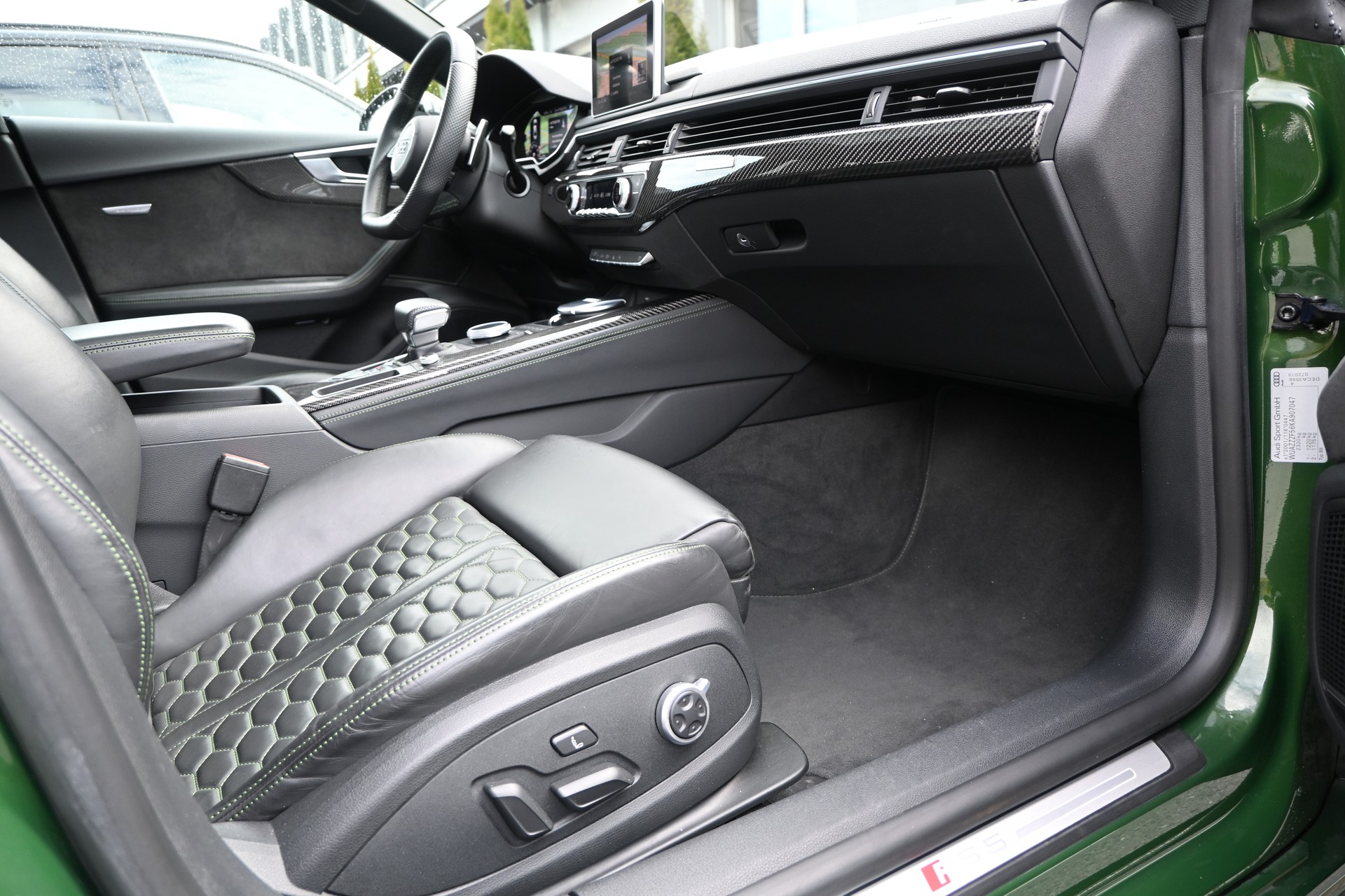 AUDI RS5 Sportback 2.9 TFSI Quattro tiptronic AB SEVICE UND MFK sowie CH Fahrzeug TOP ANGEBOT TOP GEPFLEGT!!!!!!-image-14