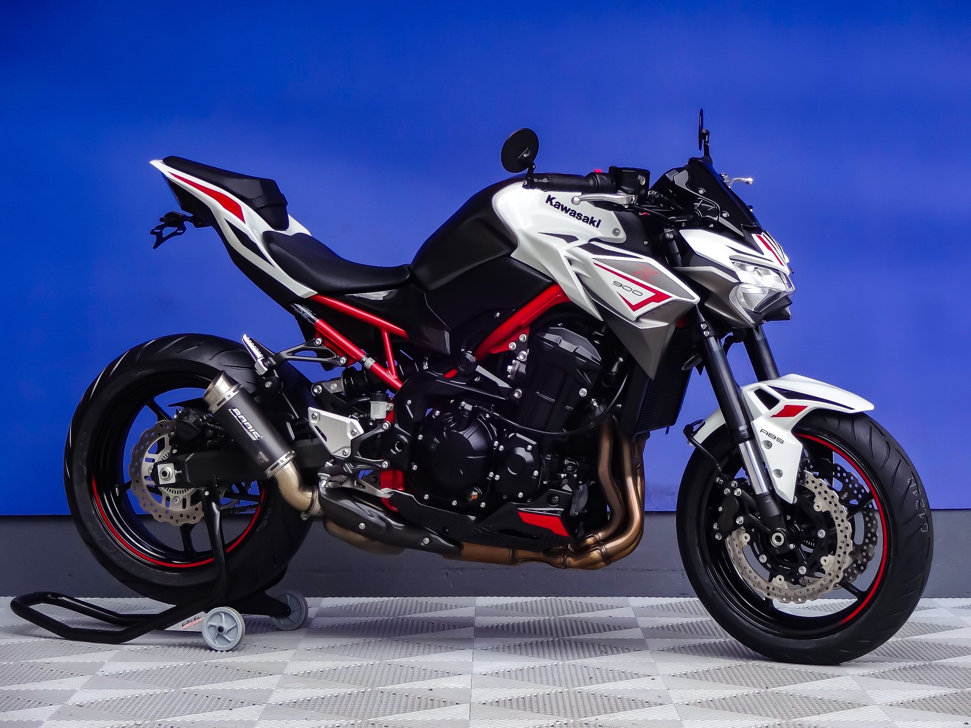 KAWASAKI Z 900 (35kW)-image-1