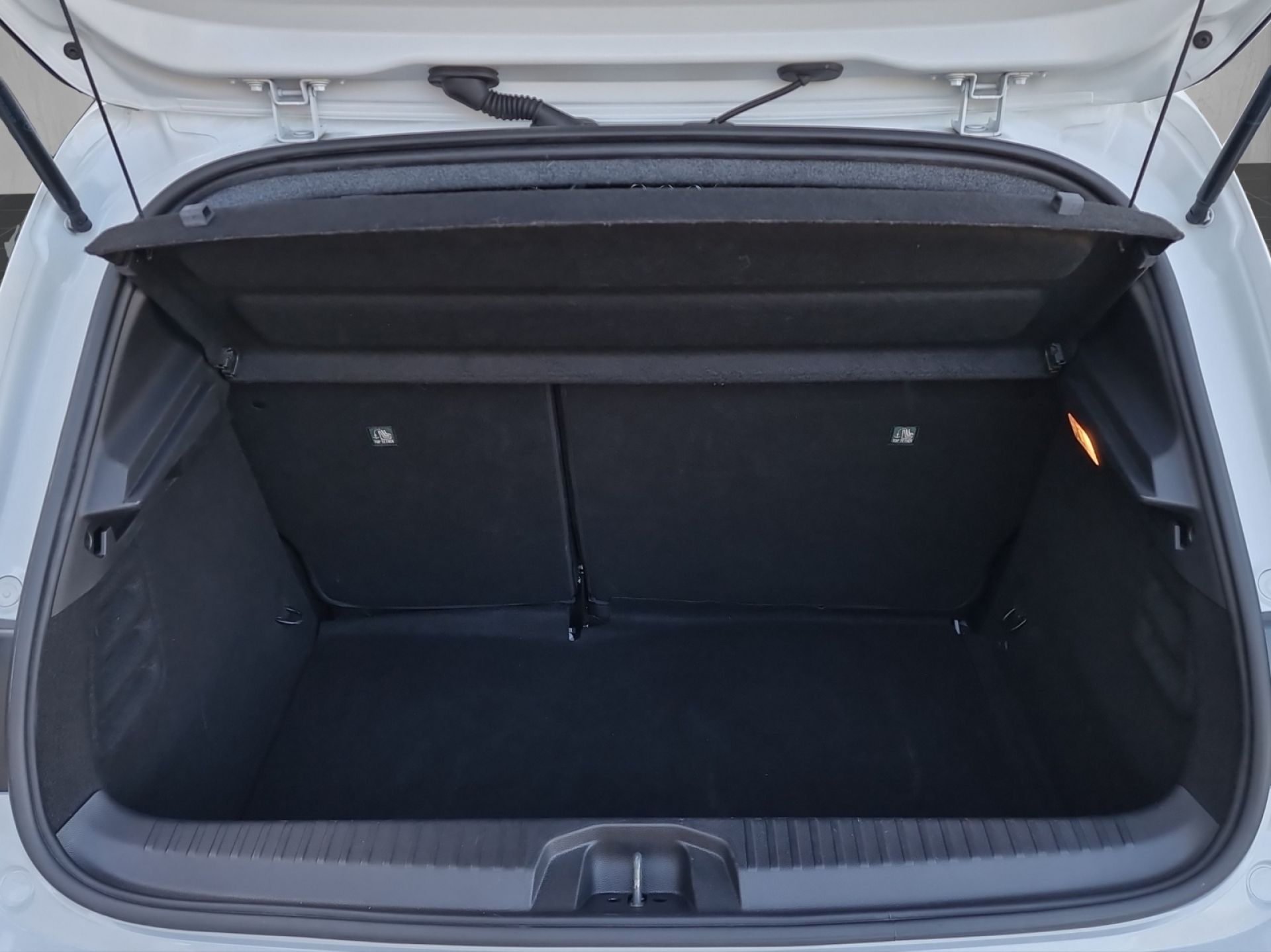 RENAULT Clio 1.0 TCe techno-image-9
