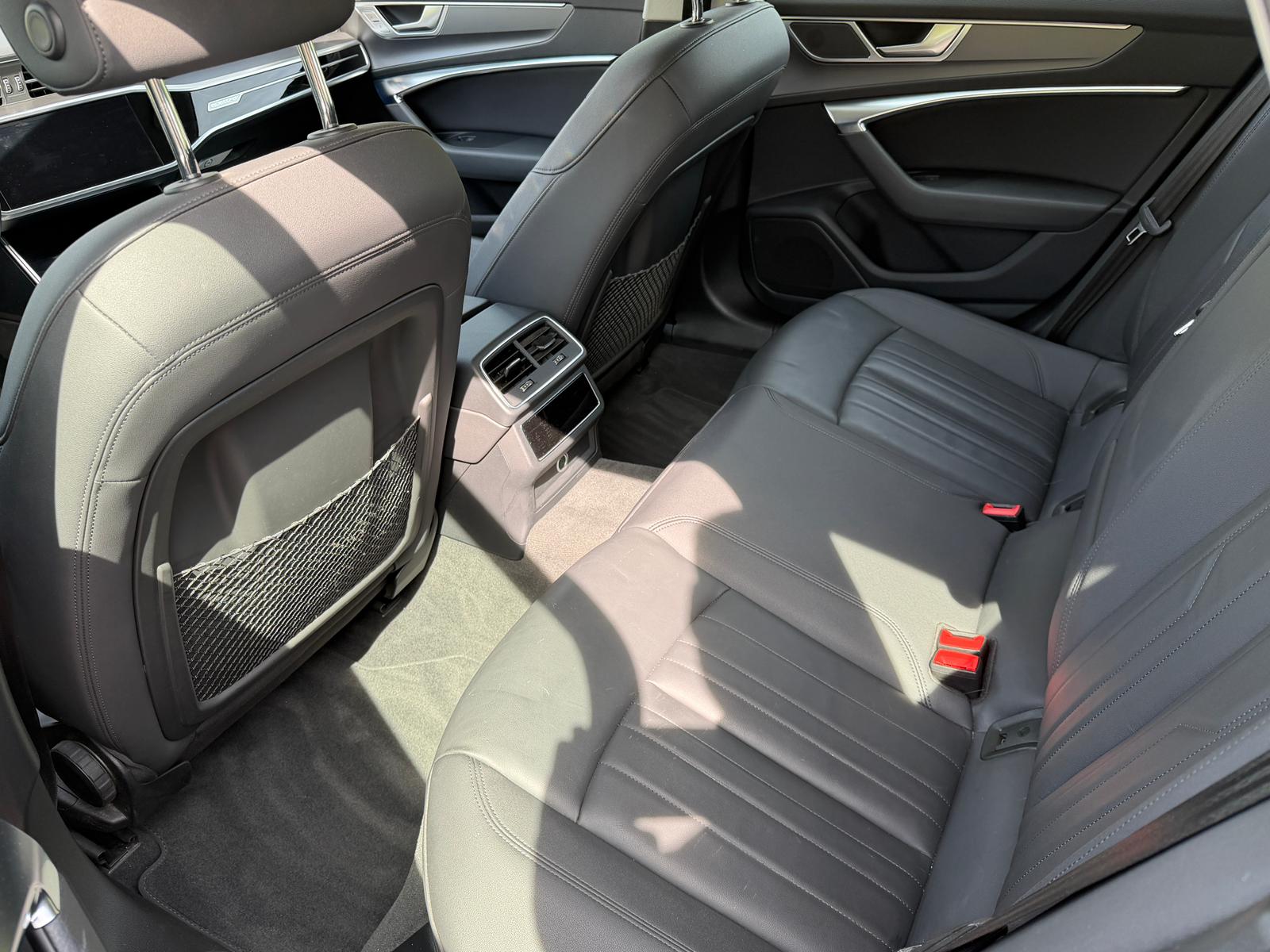 AUDI A6 Avant 40 TDI quattro S-tronic-image-12