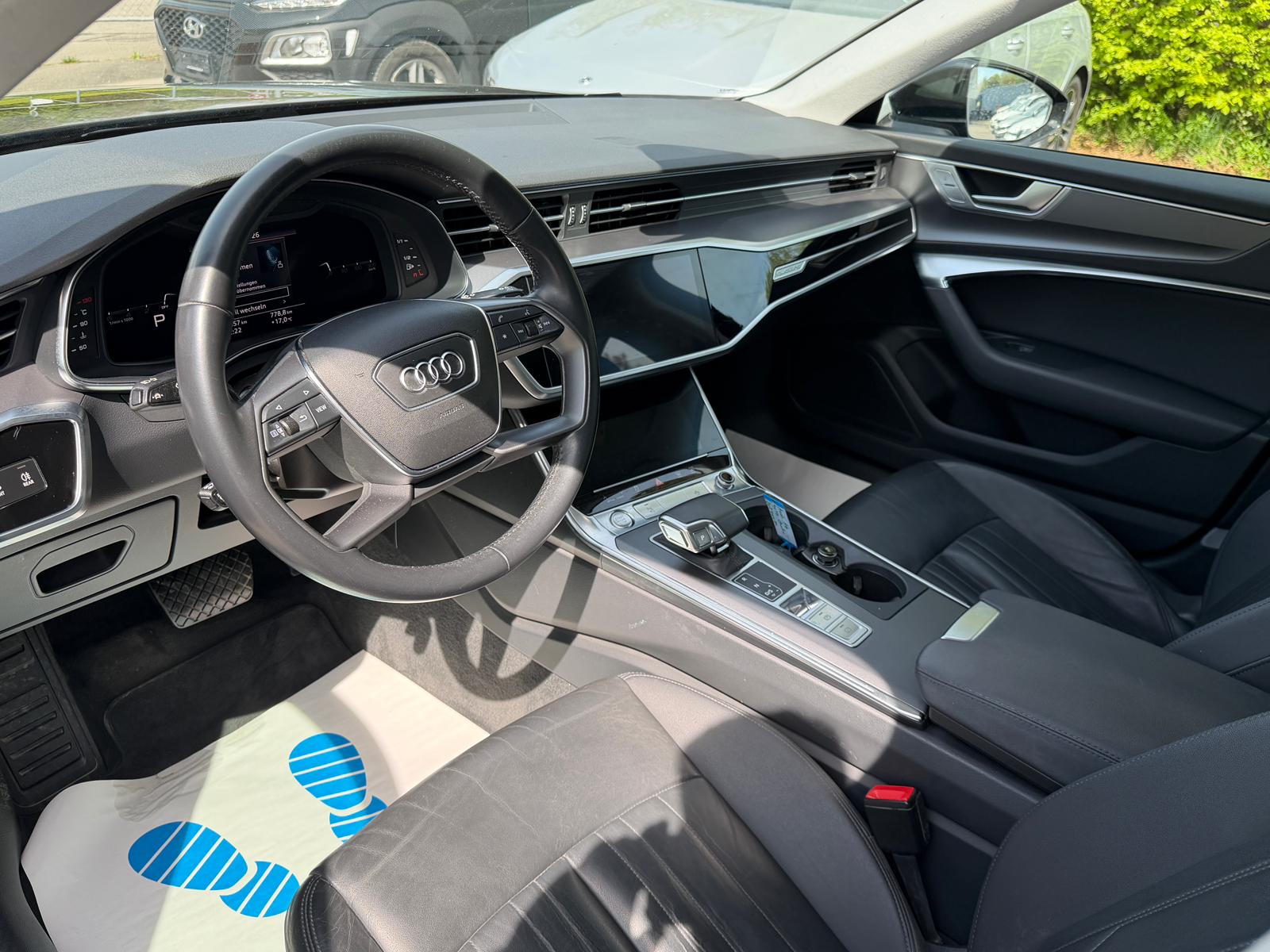 AUDI A6 Avant 40 TDI quattro S-tronic-image-8