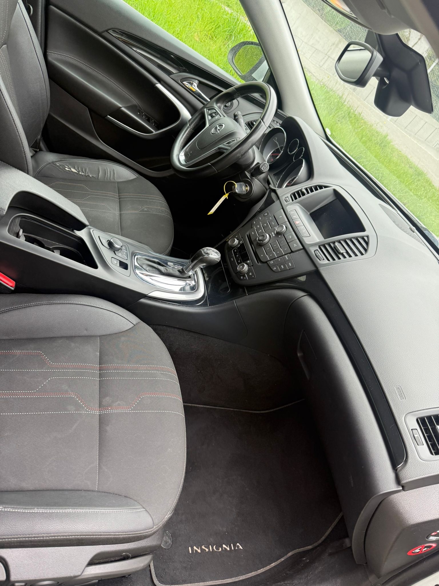 OPEL Insignia Sports Tourer 2.0 Turbo Sport Edition-image-4