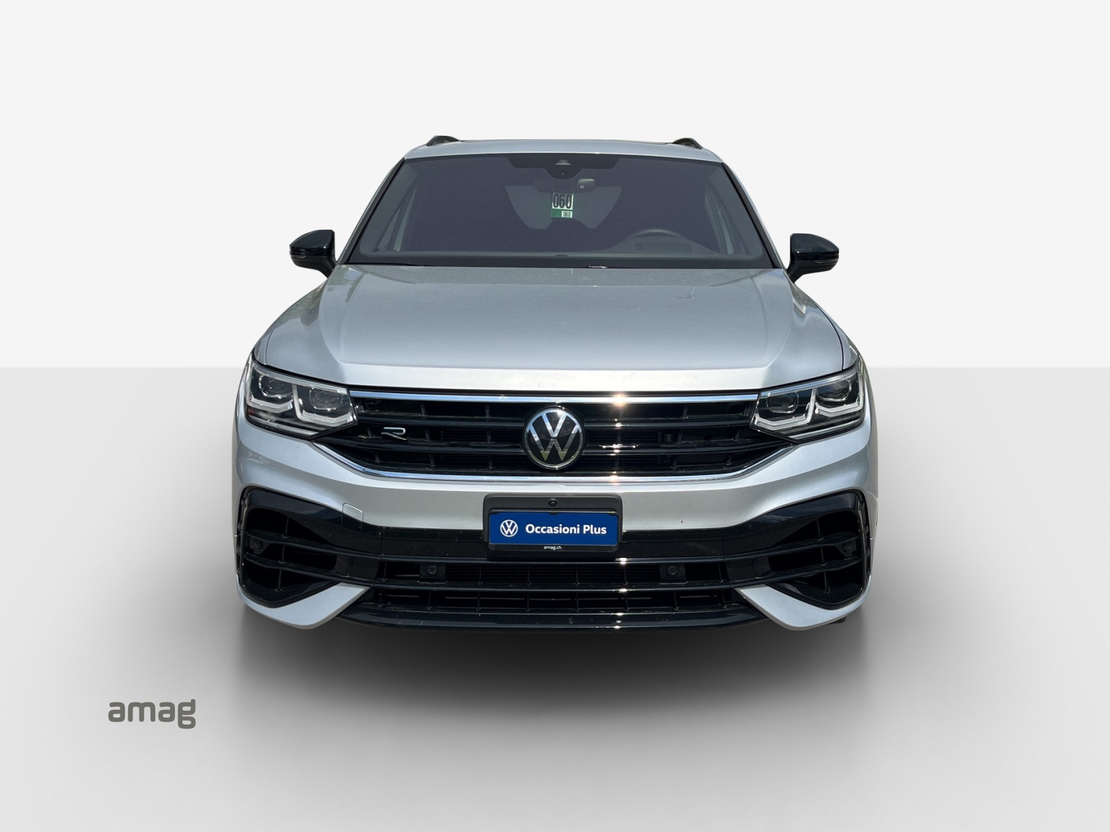 VW Tiguan 2.0TSI R 4Motion DSG-image-6