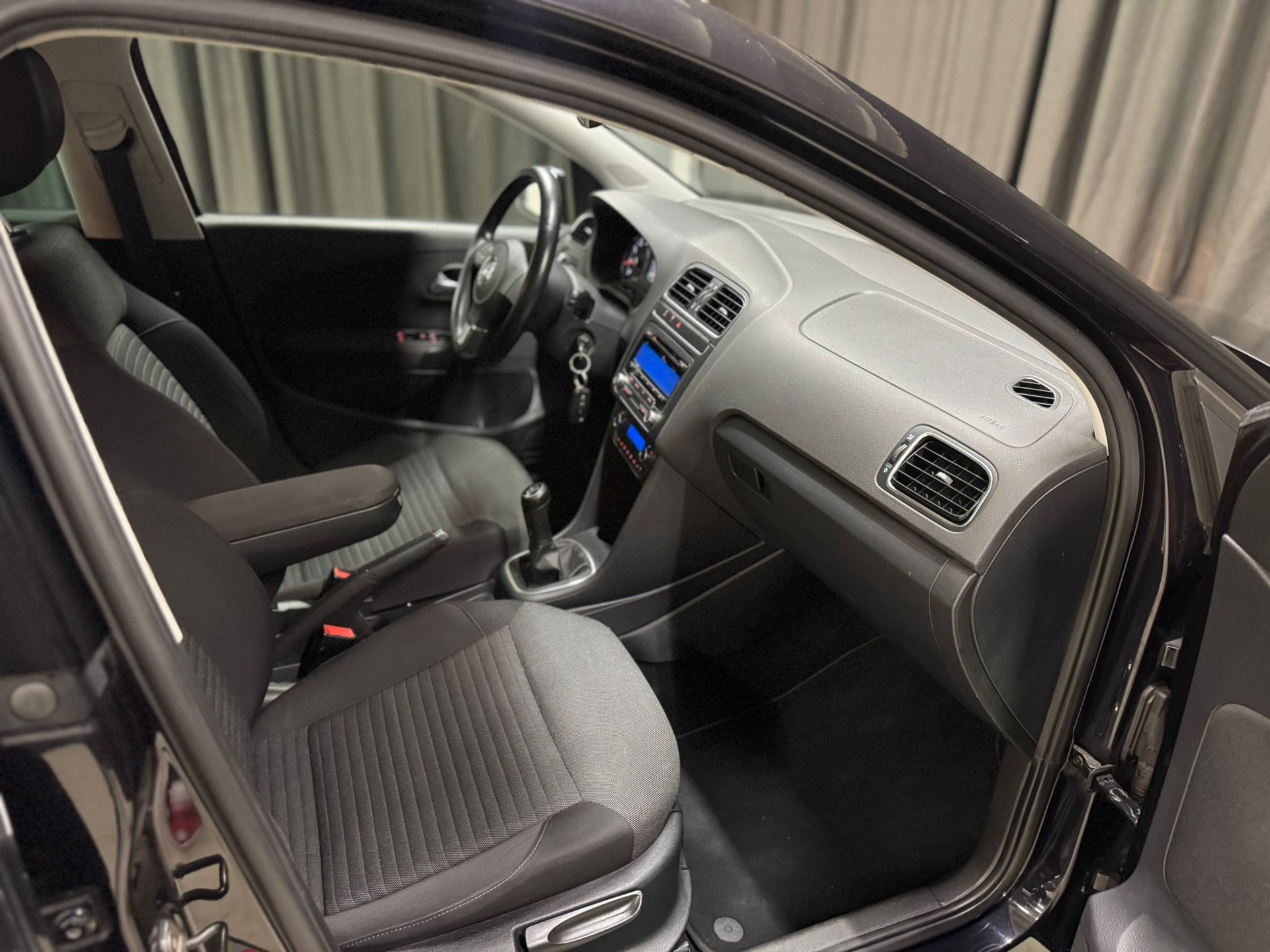 VW Polo 1.2 TSI Comfortline-image-12