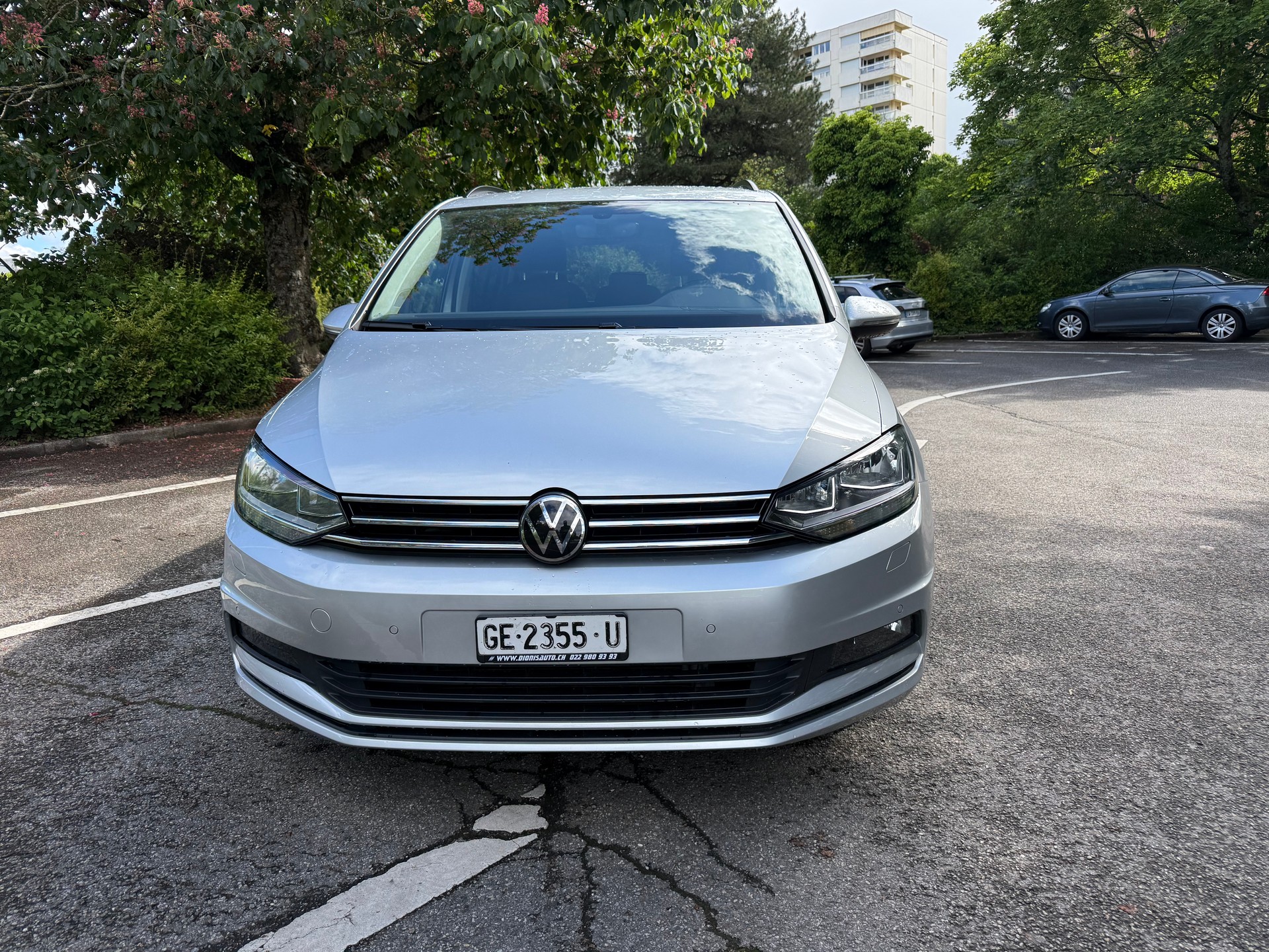 VW Touran 2.0 TDI BlueMotion Technology Comfortline DSG-showroom-element-1