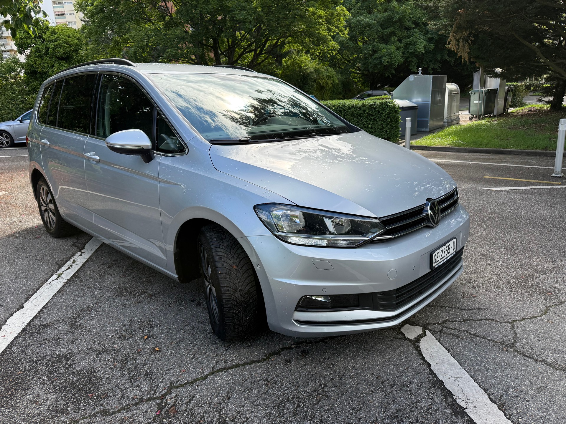 VW Touran 2.0 TDI BlueMotion Technology Comfortline DSG-showroom-element-2