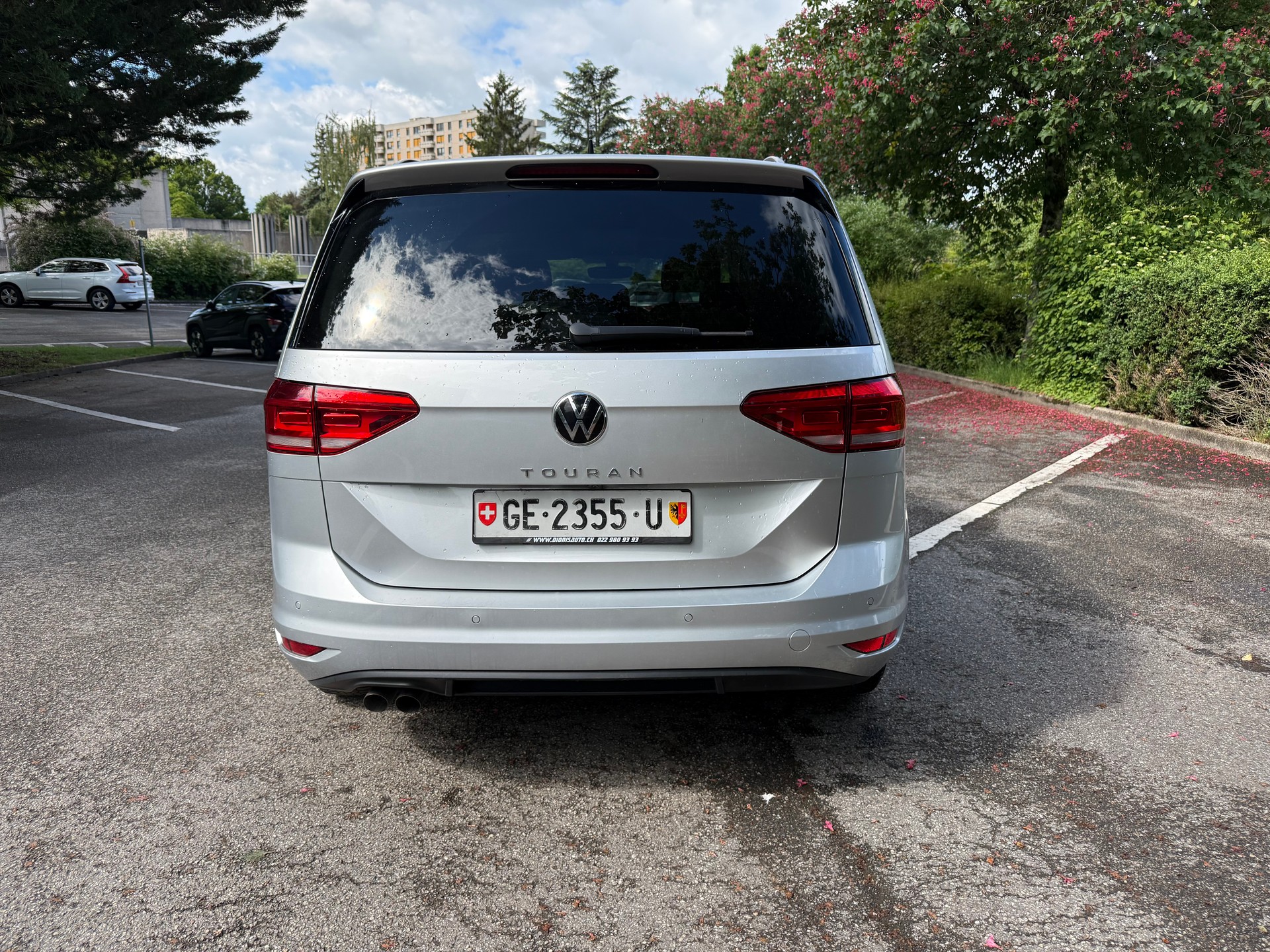 VW Touran 2.0 TDI BlueMotion Technology Comfortline DSG-image-5