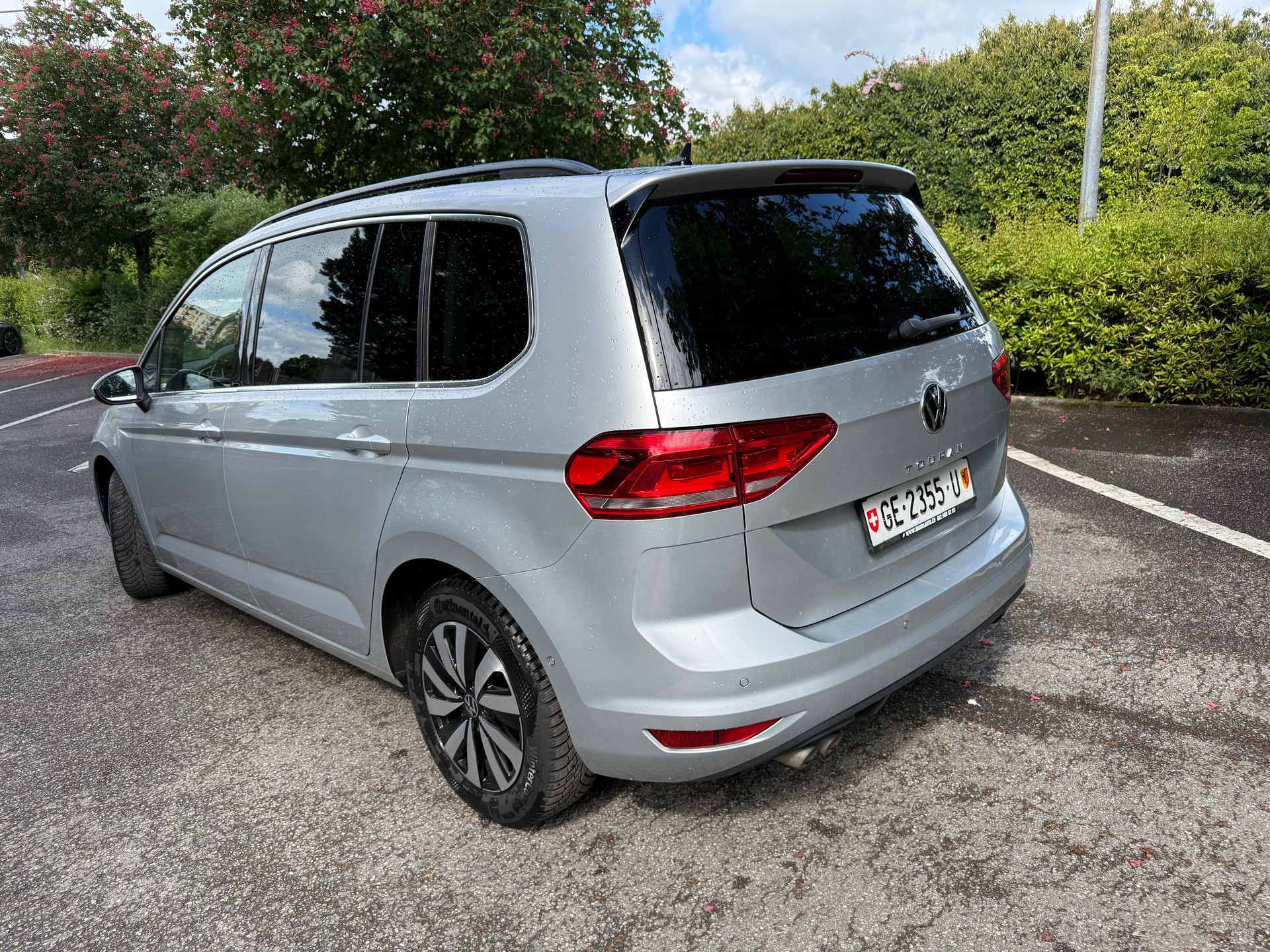 VW Touran 2.0 TDI BlueMotion Technology Comfortline DSG-image-6