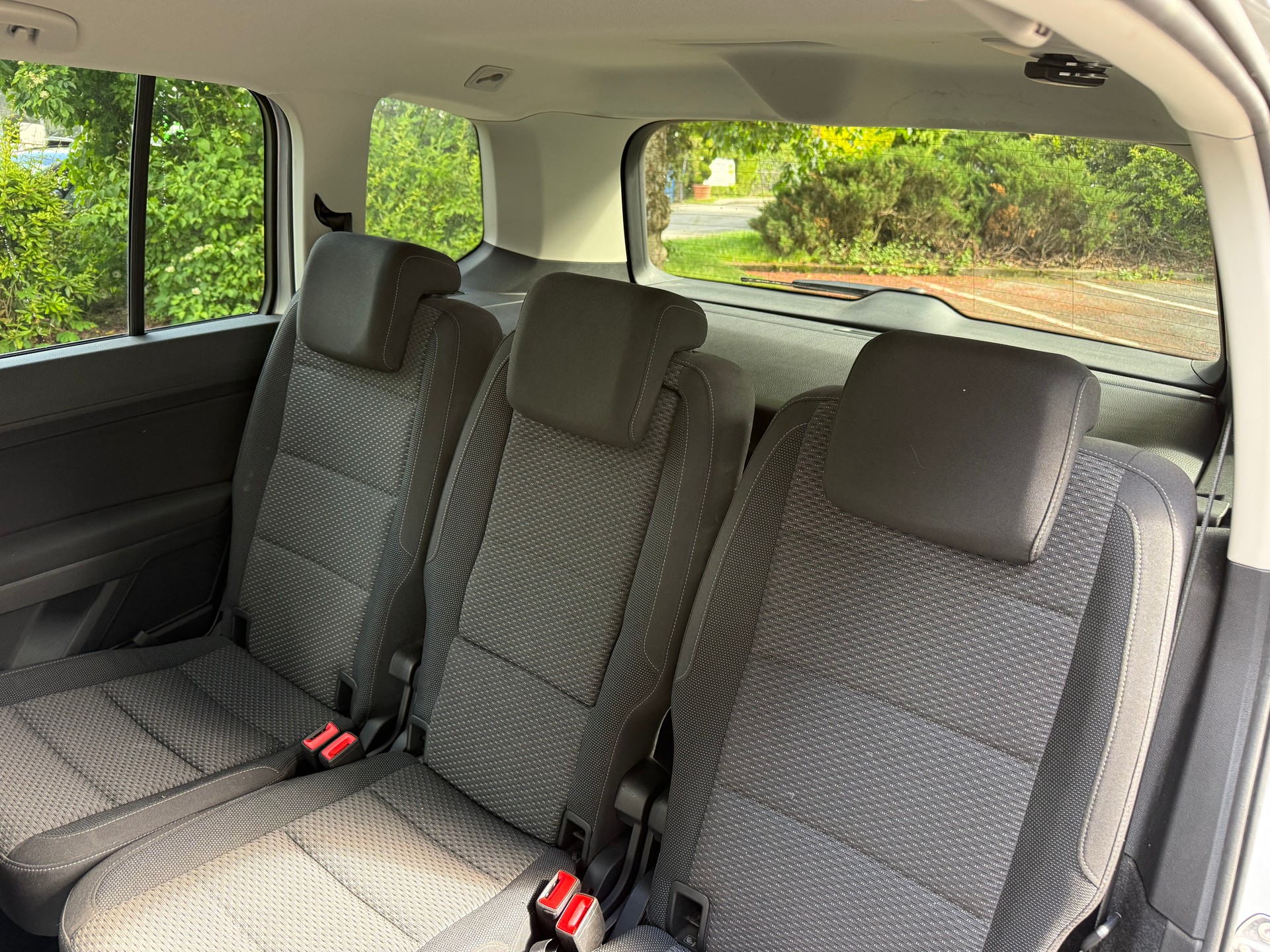 VW Touran 2.0 TDI BlueMotion Technology Comfortline DSG-image-9