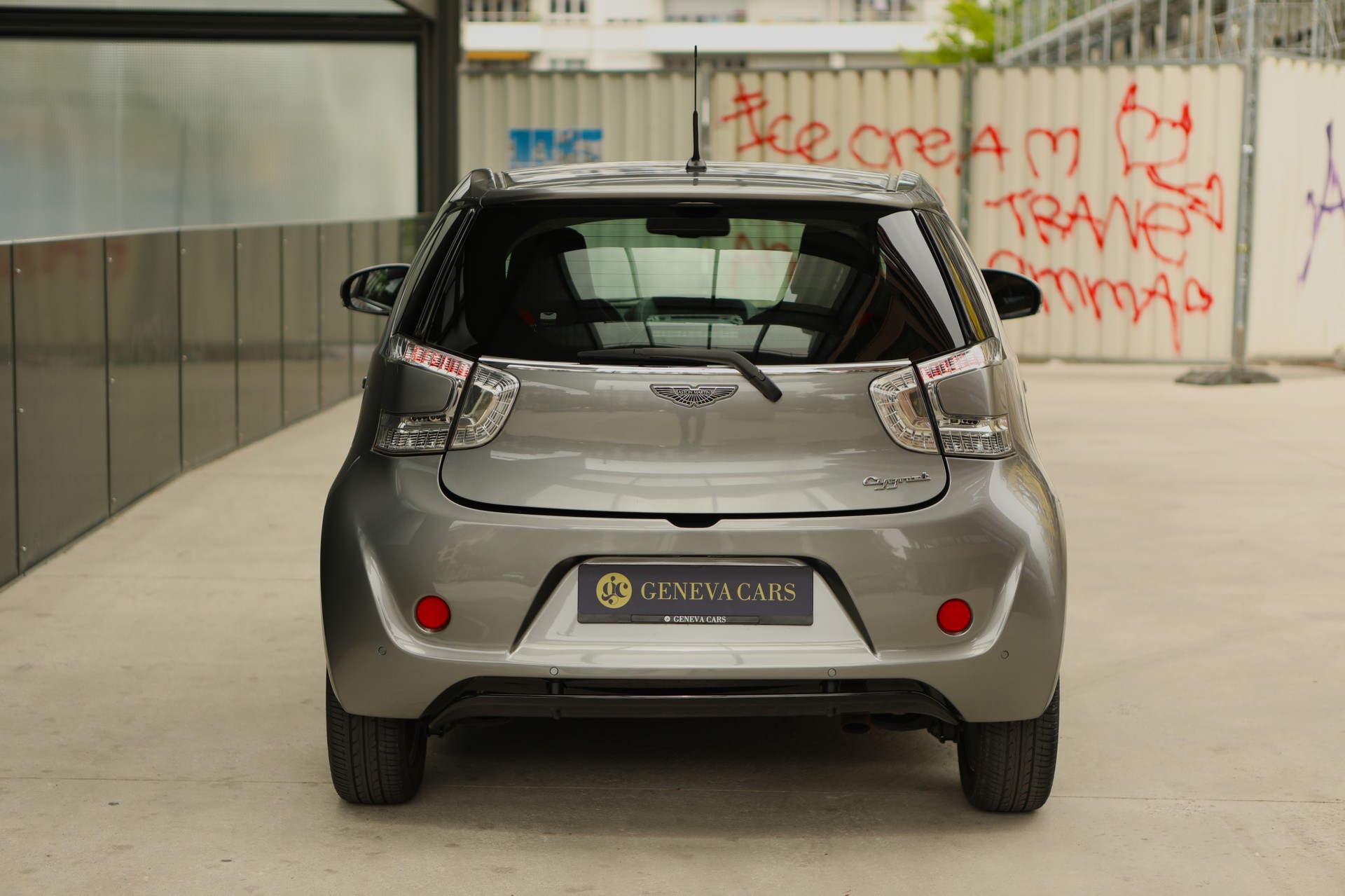 ASTON MARTIN Cygnet 1.33 CVT-image-3