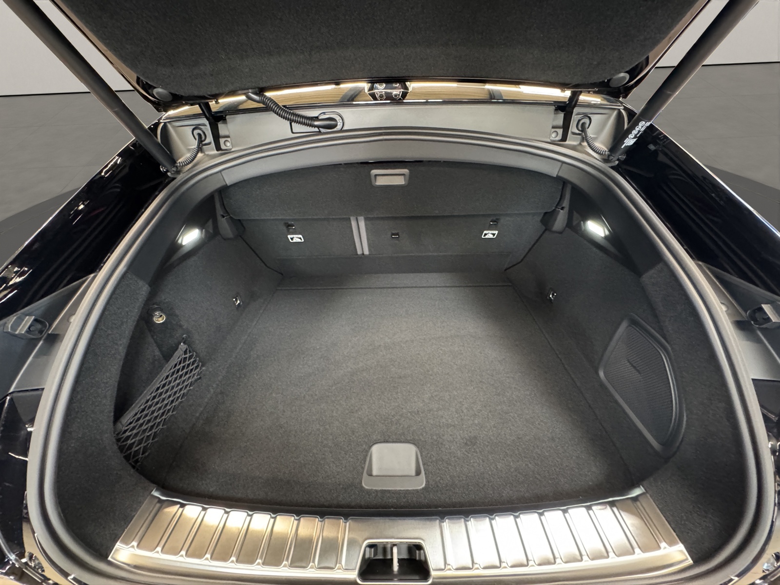 POLESTAR 4 Long Range Single Motor Prime-image-15