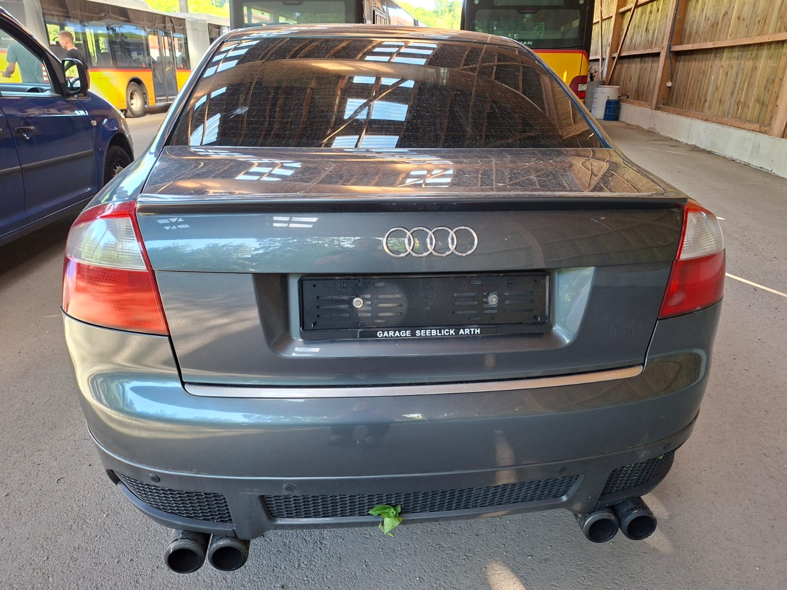 AUDI A4 2.5 TDI quattro trois vehcule a vendre-image-21