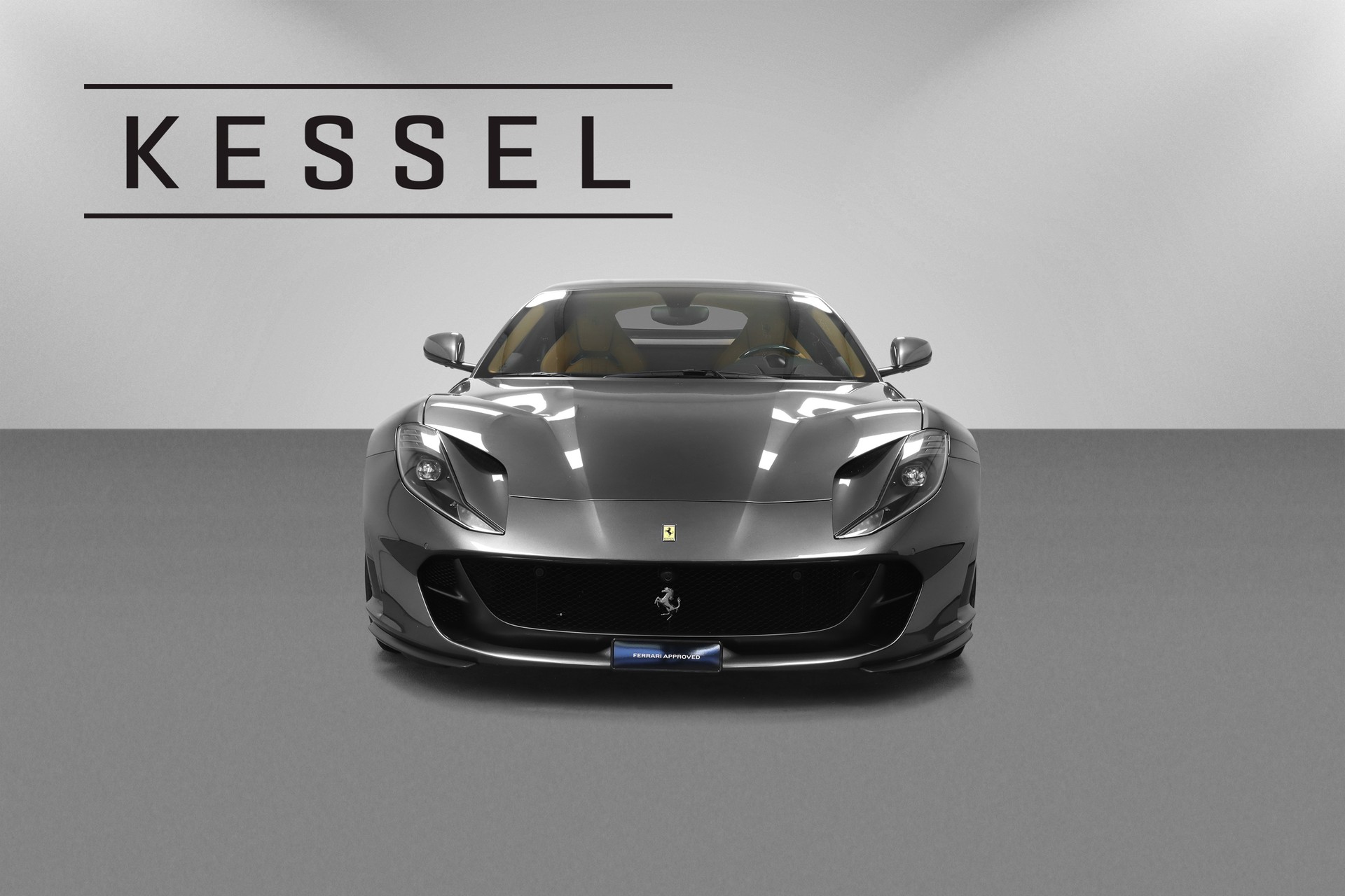 FERRARI 812 Superfast-image-1