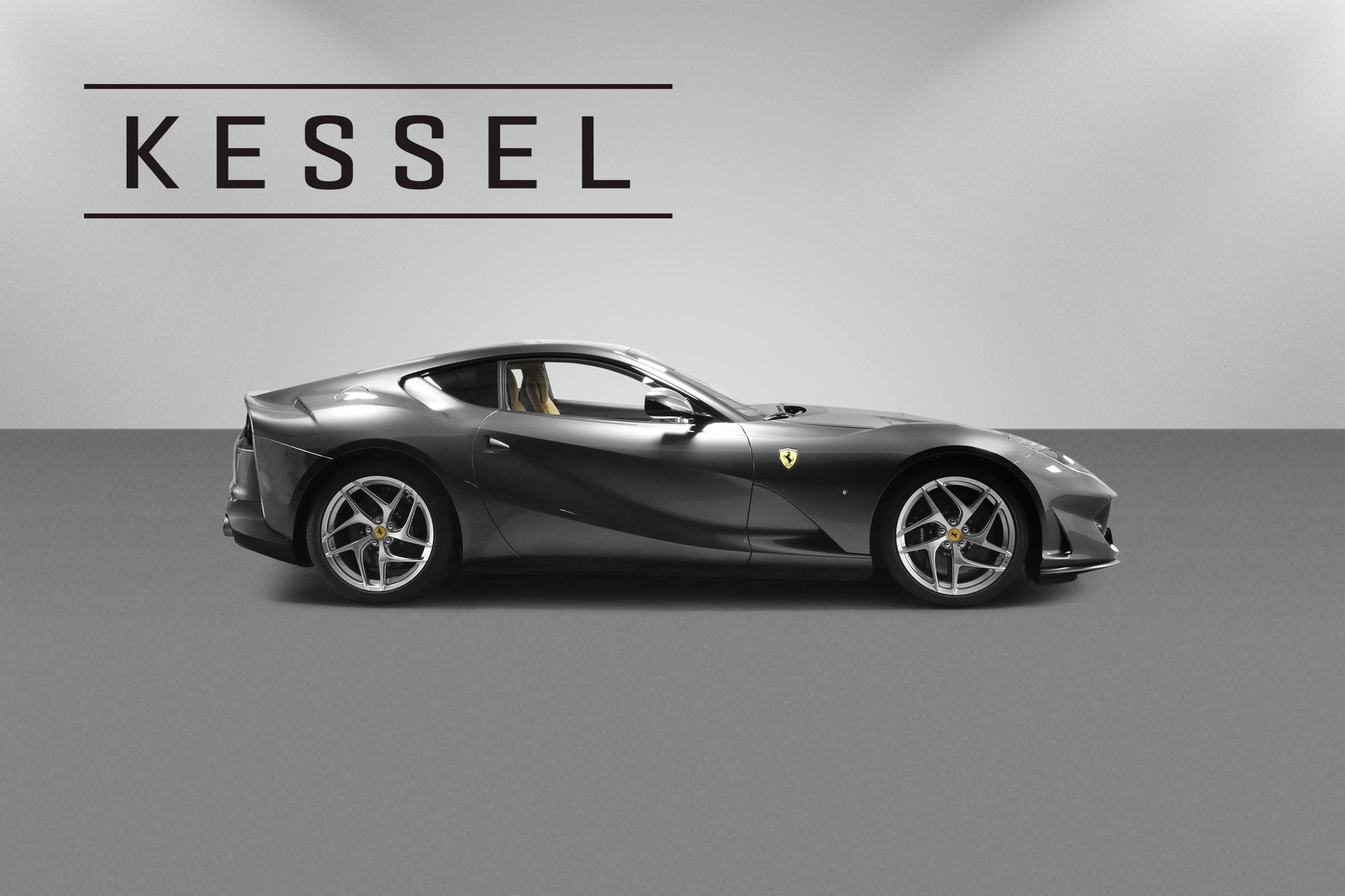 FERRARI 812 Superfast-image-7