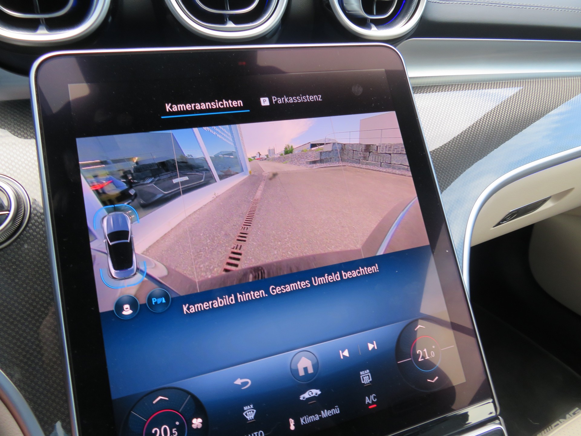 MERCEDES-BENZ CLE 200 Cabrio 4Matic 9G-Tronic-image-12