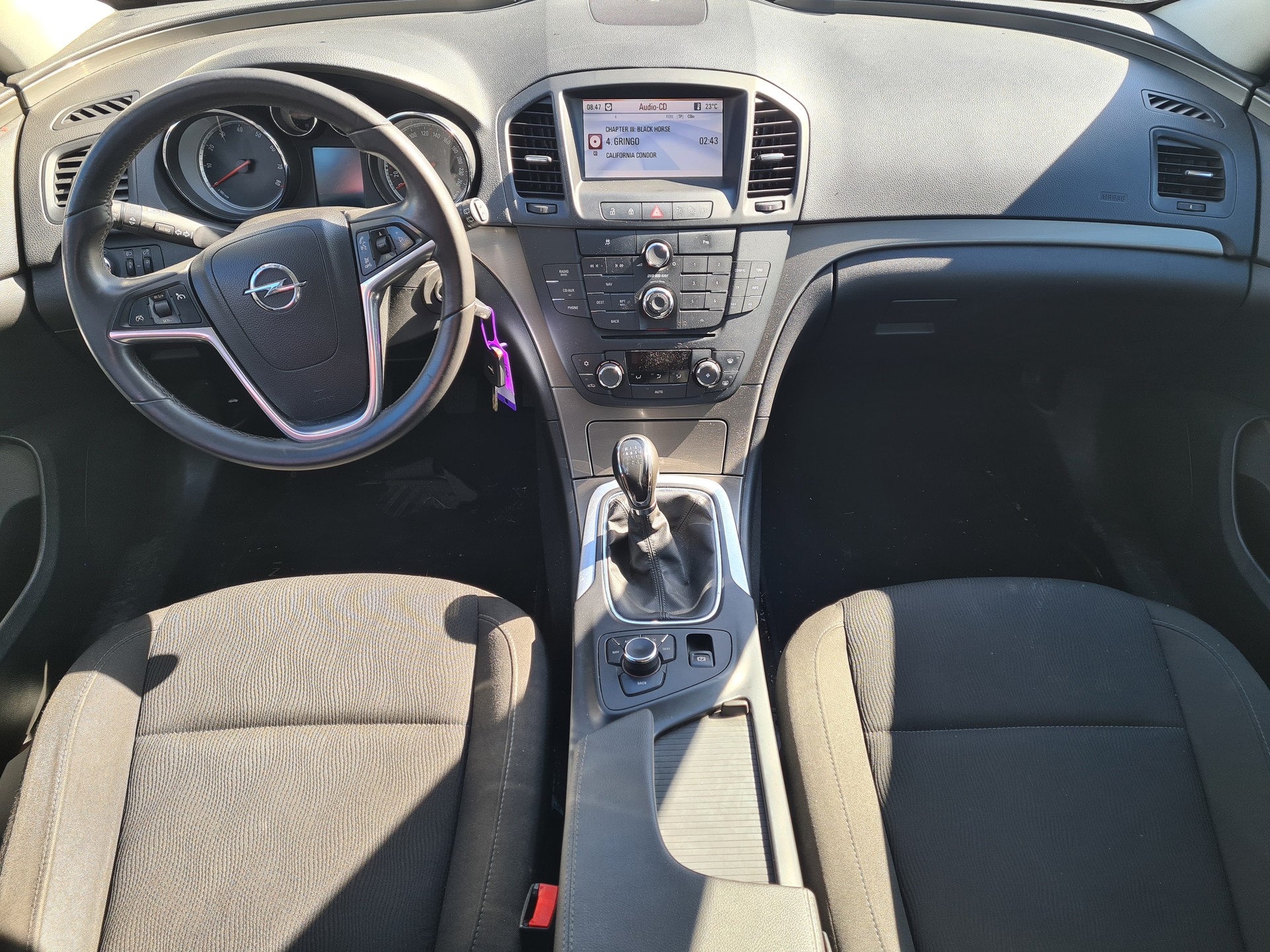 OPEL Insignia Sports Tourer 1.6 Turbo Cosmo-image-10