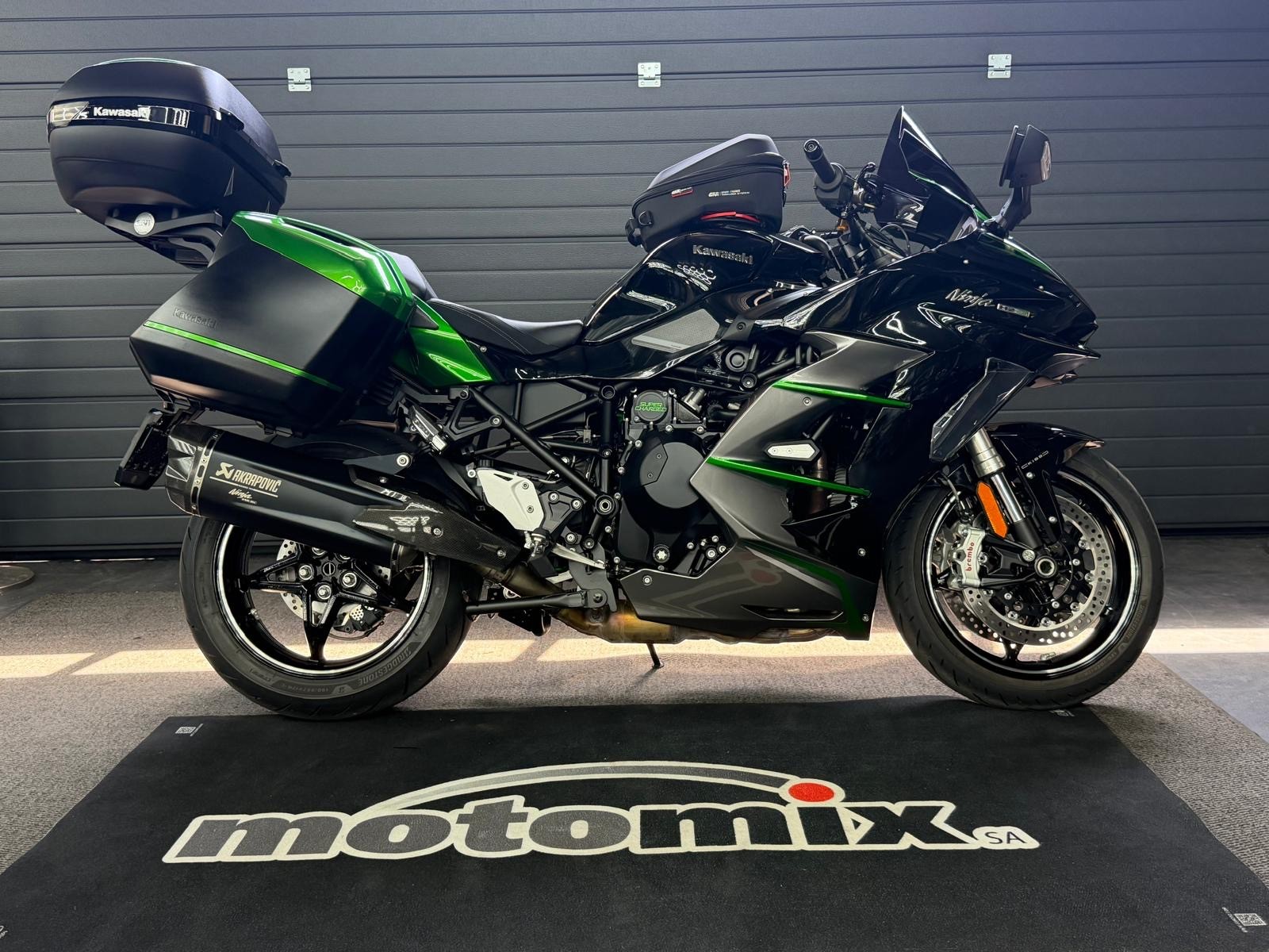KAWASAKI Ninja H2 SX SE Performance Tourer-image-2