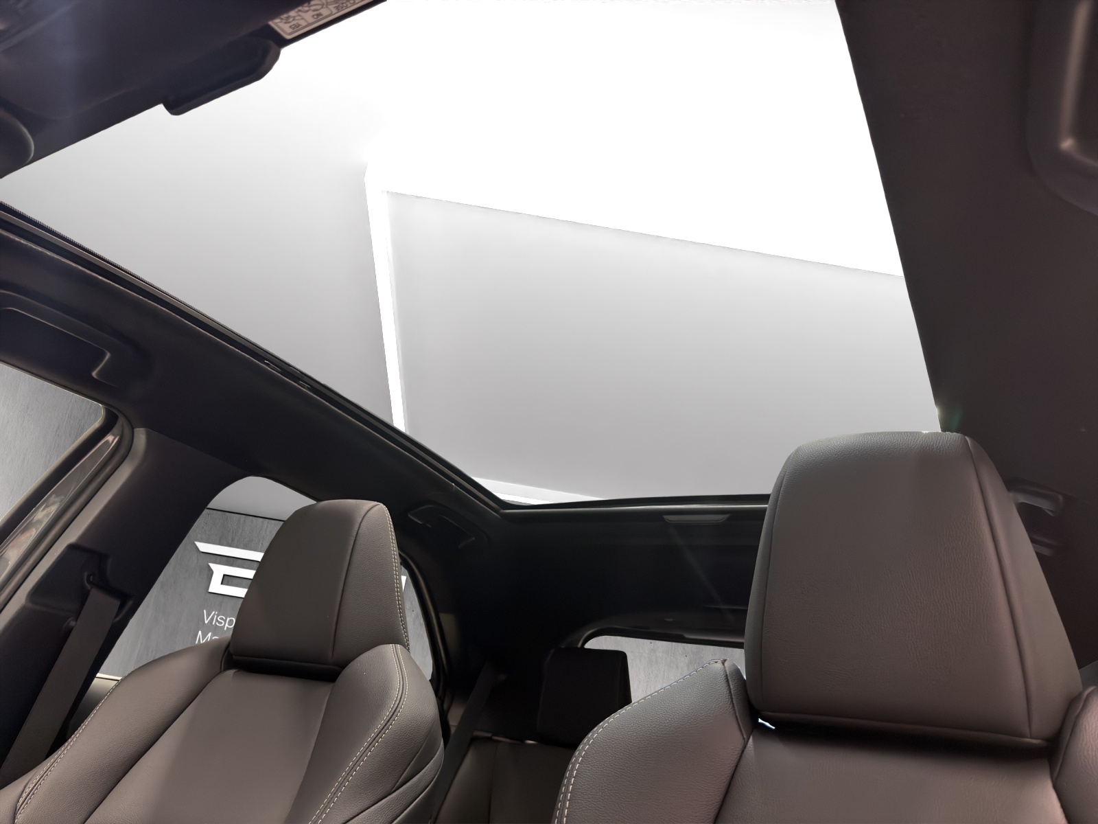 TOYOTA Yaris Cross 1.5 Premier Edition AWDi e-CVT-image-16