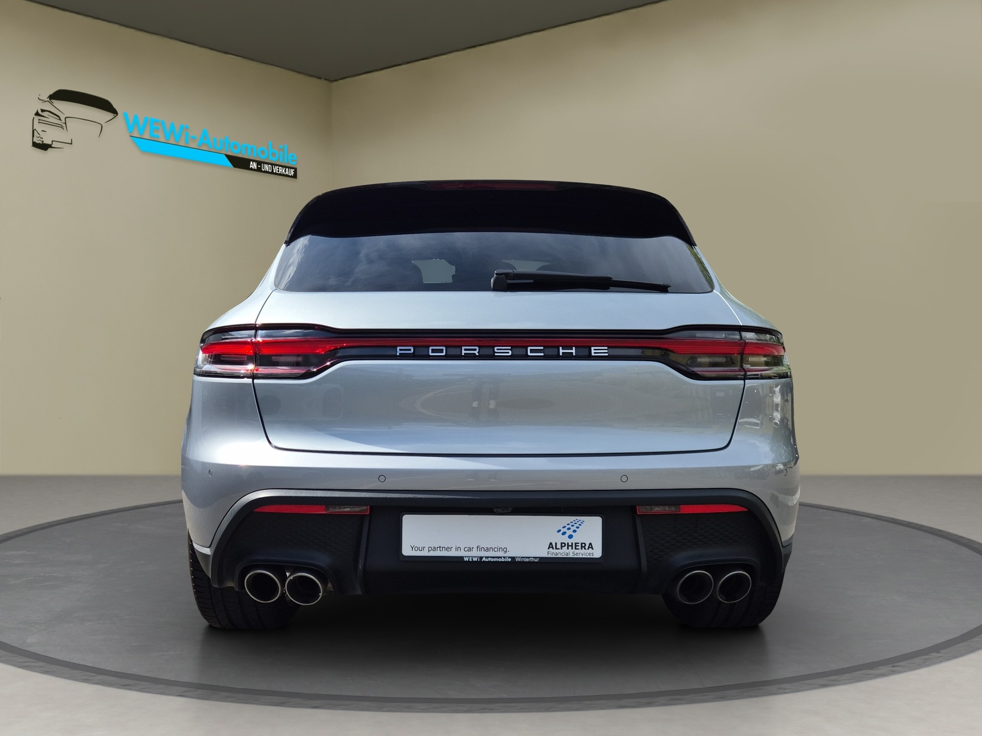 PORSCHE Macan S PDK-showroom-element-3