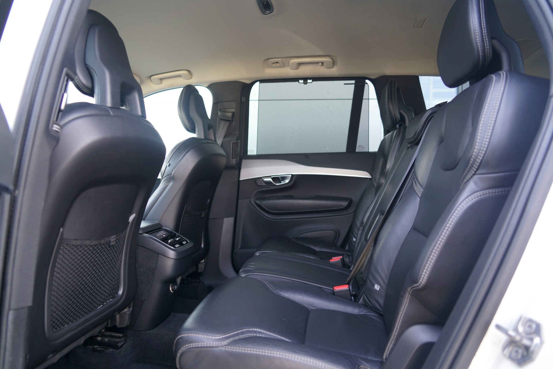 VOLVO XC90 D5 AWD Inscription Geartronic (CH)-image-6