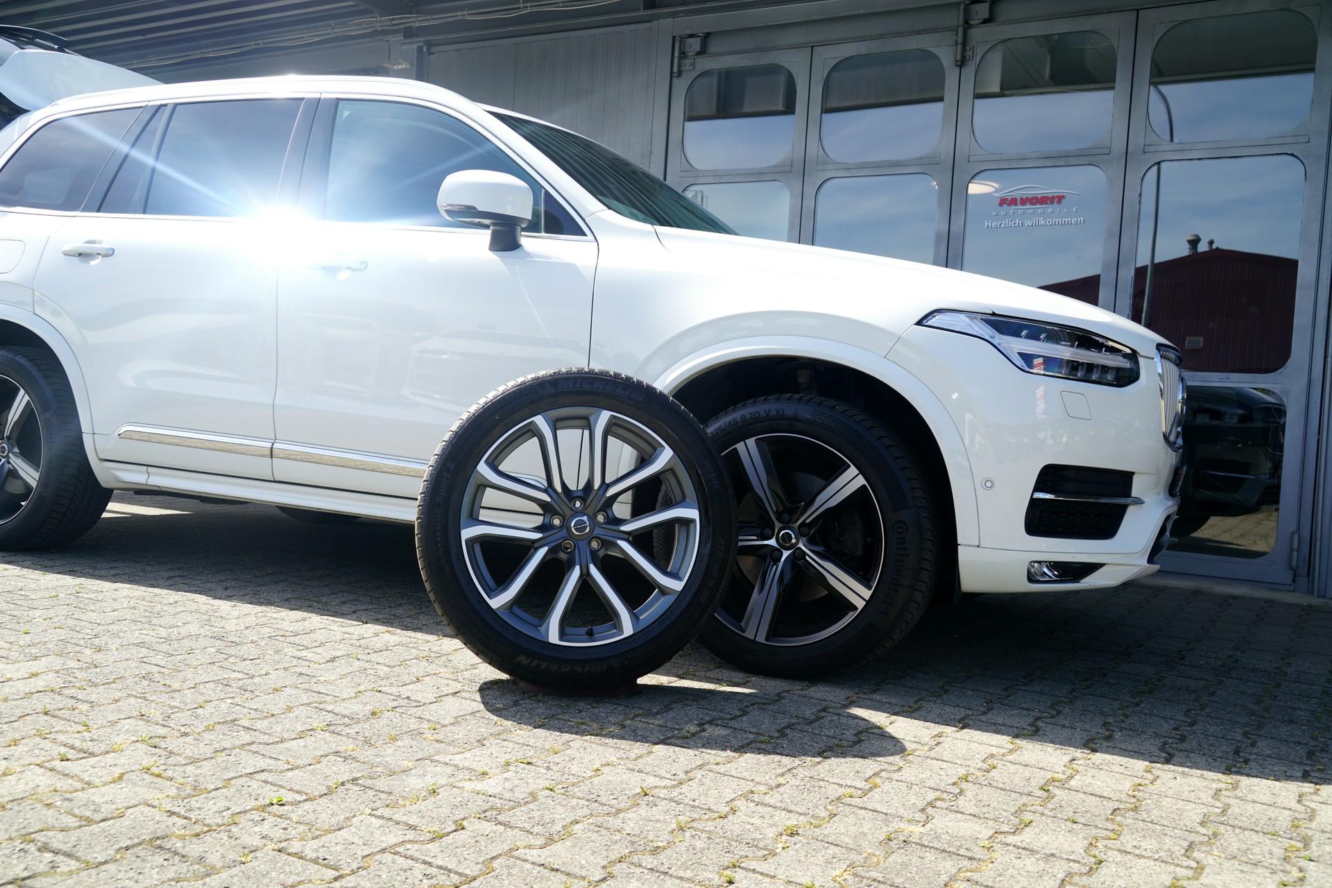 VOLVO XC90 D5 AWD Inscription Geartronic (CH)-image-9