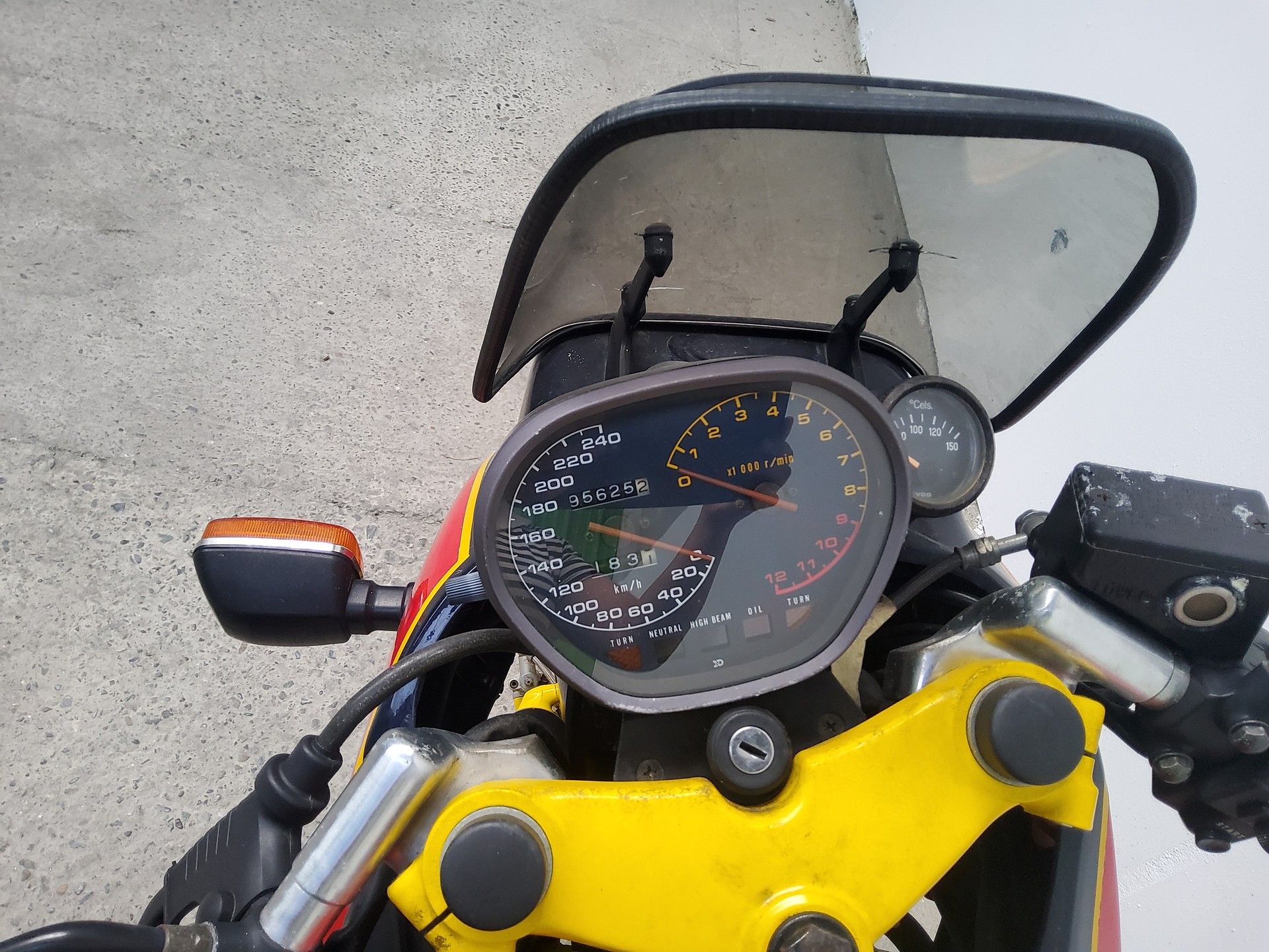 SUZUKI GSX1100-image-4