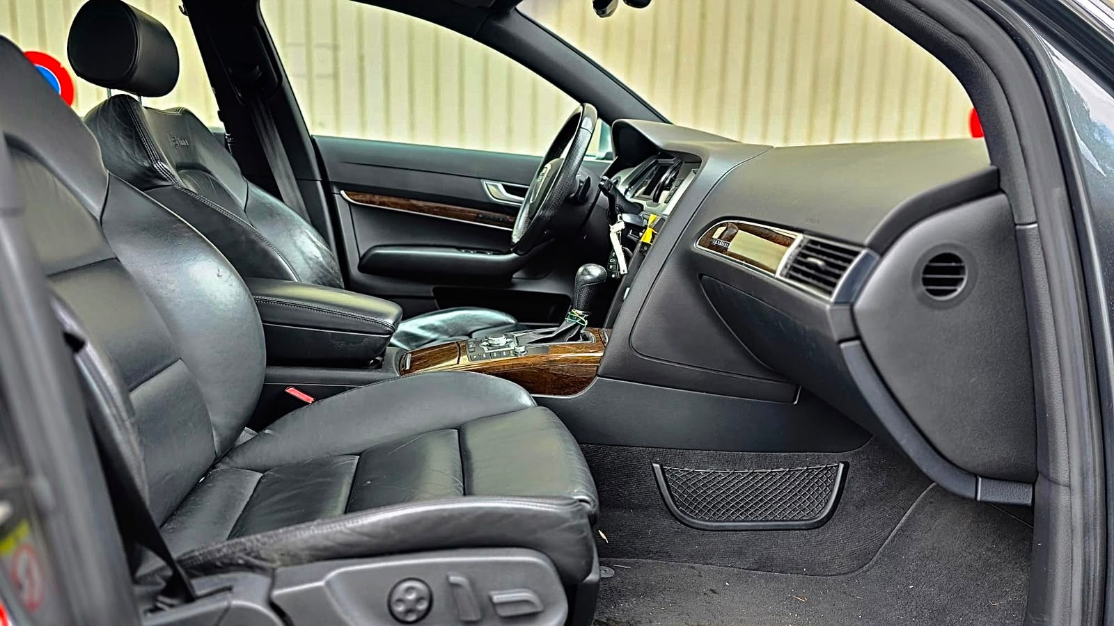 AUDI A6 Limousine 3.0 V6 TDI quattro-image-7