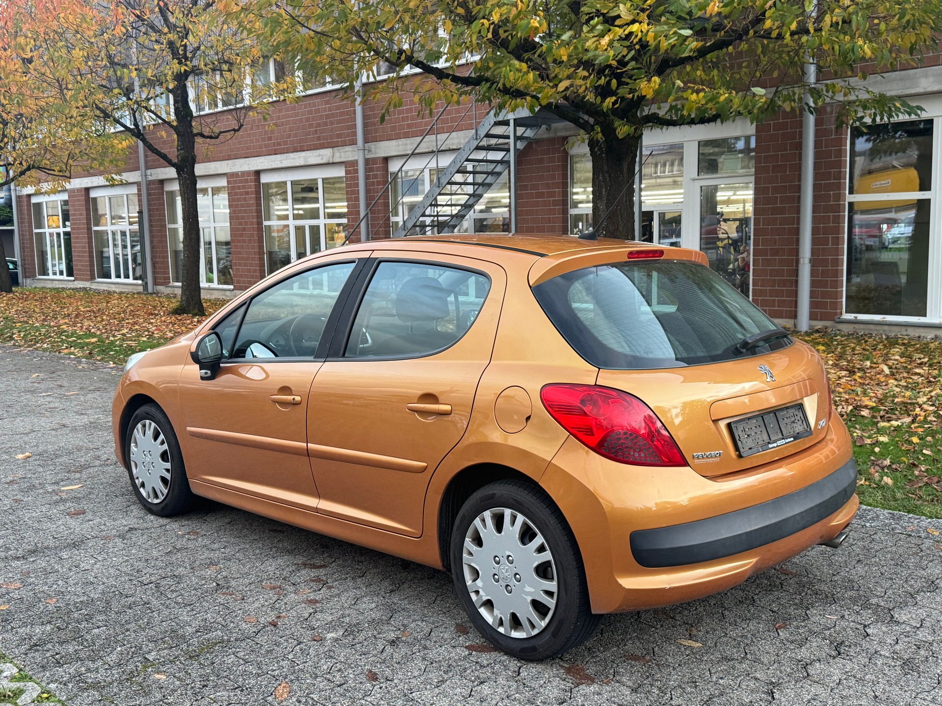 PEUGEOT 207 1.6 HDI XSI-image-4