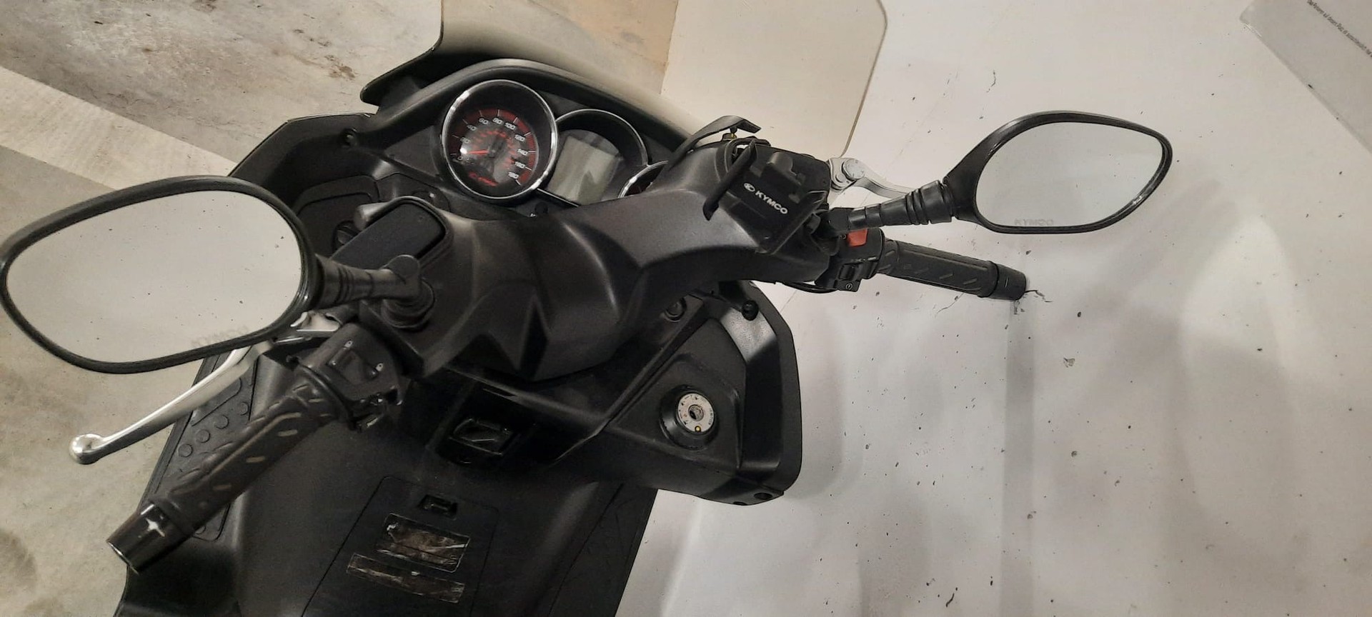 KYMCO Downtown 300 i-image-7