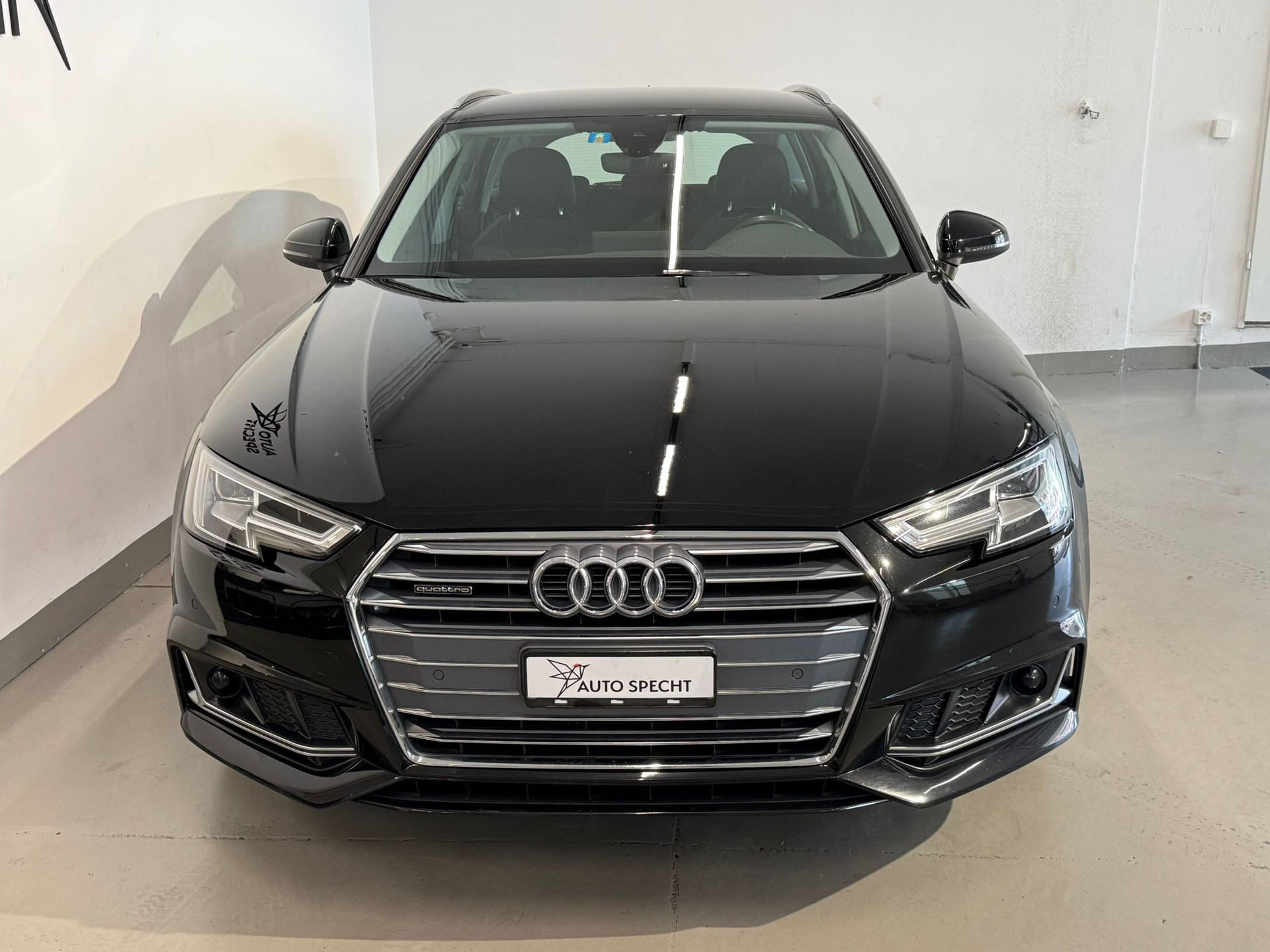 AUDI A4 Avant 40 TDI Sport quattro S-tronic-showroom-element-2