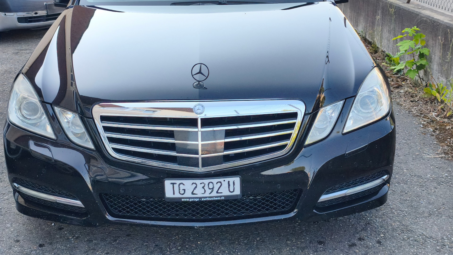 MERCEDES-BENZ E 350 Avantgarde 4Matic 7G-Tronic-showroom-element-2