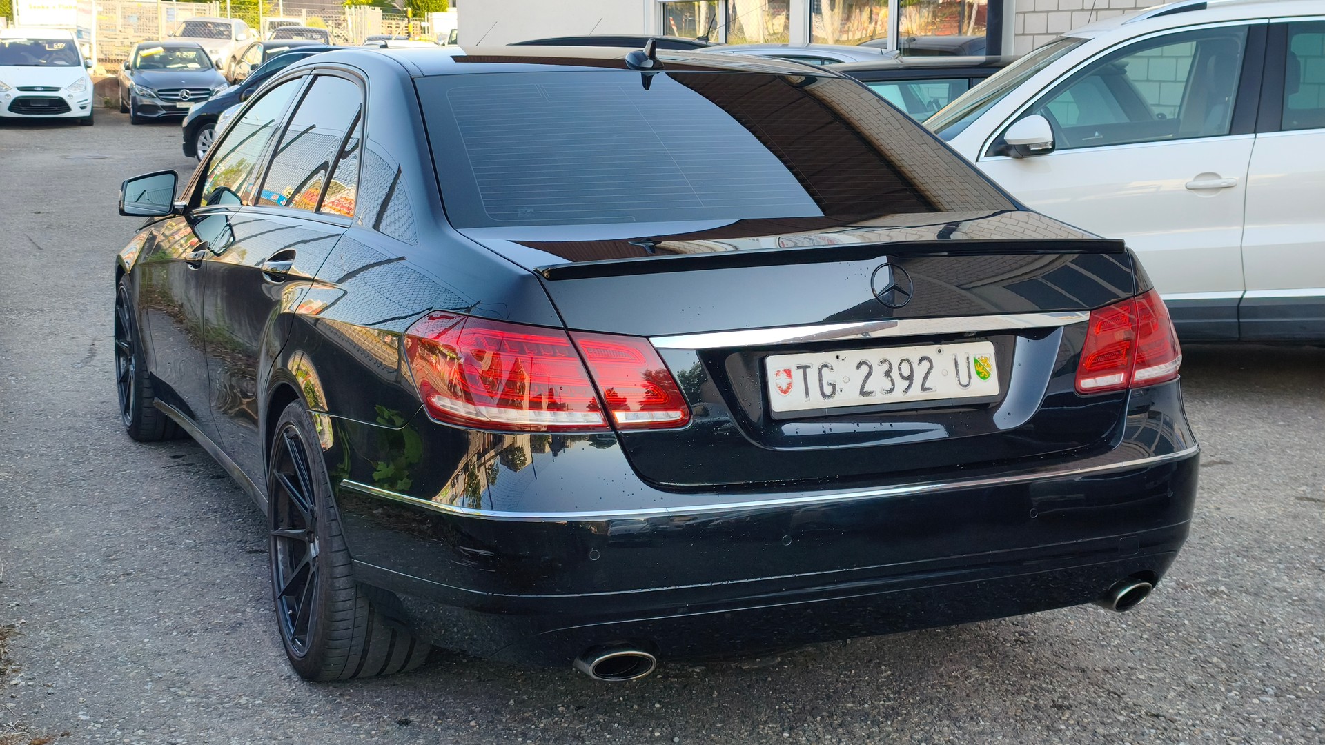 MERCEDES-BENZ E 350 Avantgarde 4Matic 7G-Tronic-showroom-element-1