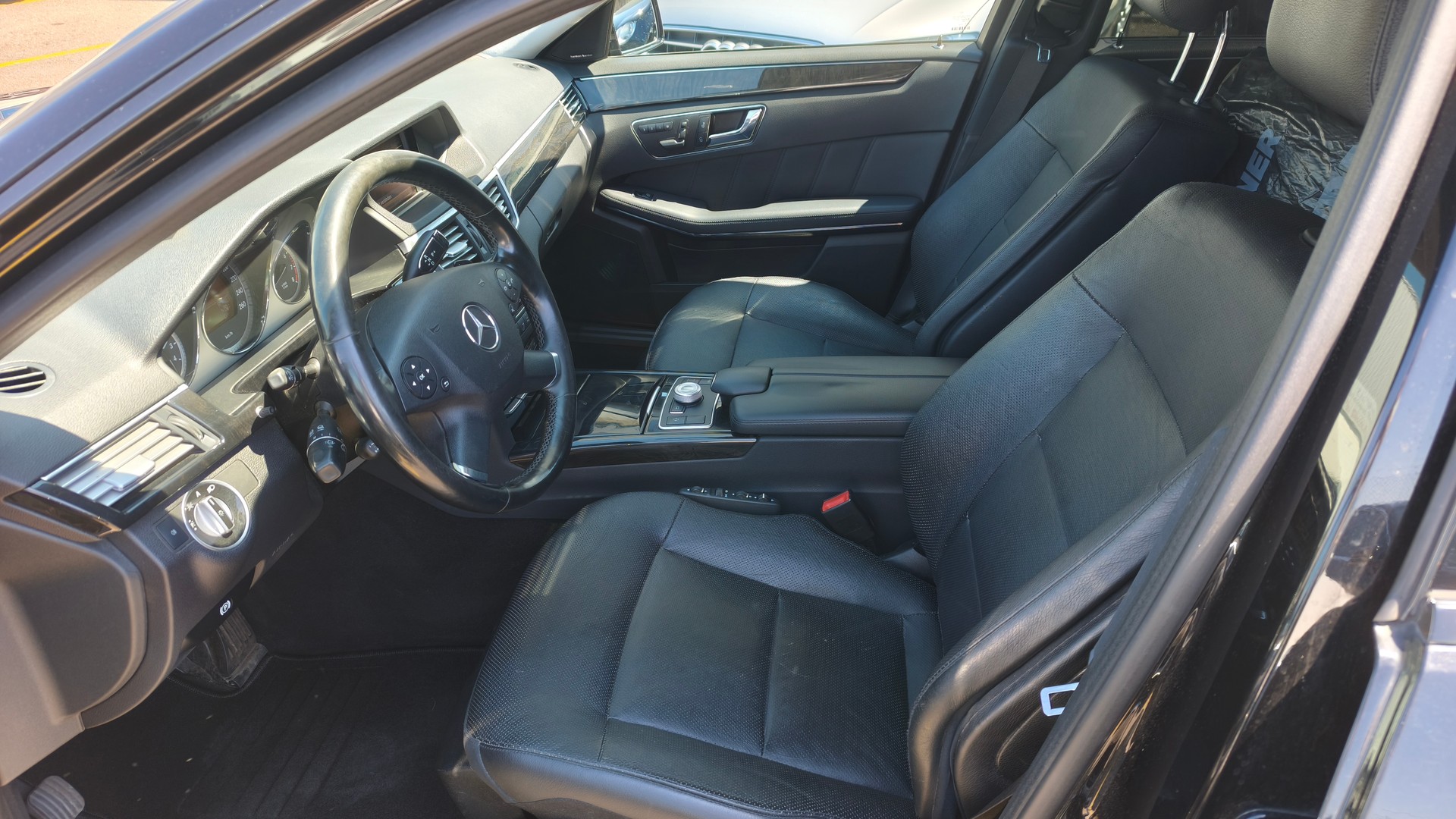 MERCEDES-BENZ E 350 Avantgarde 4Matic 7G-Tronic-image-7