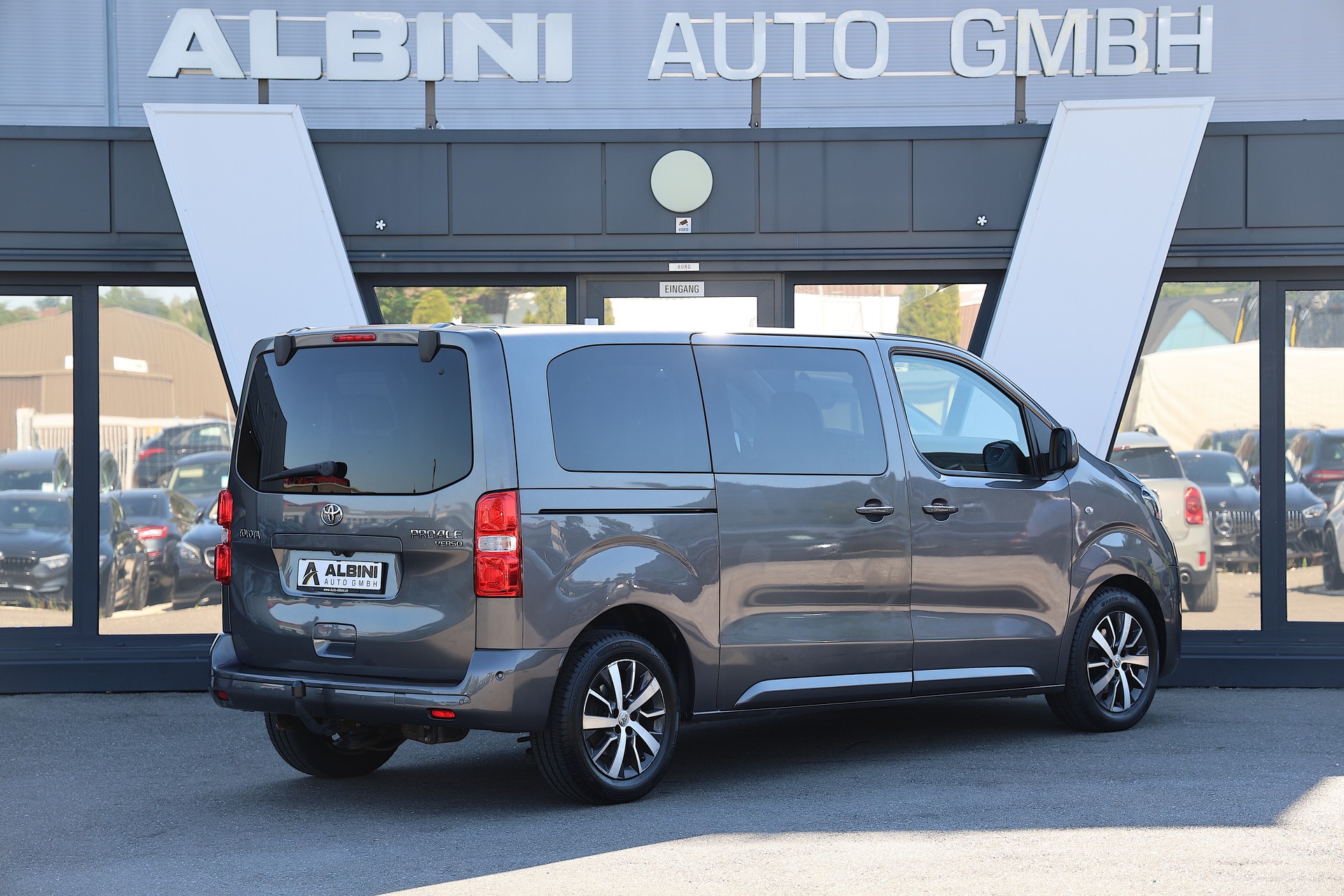 TOYOTA Proace Verso 2.0 D-4D Family L1 Automatic-showroom-element-2