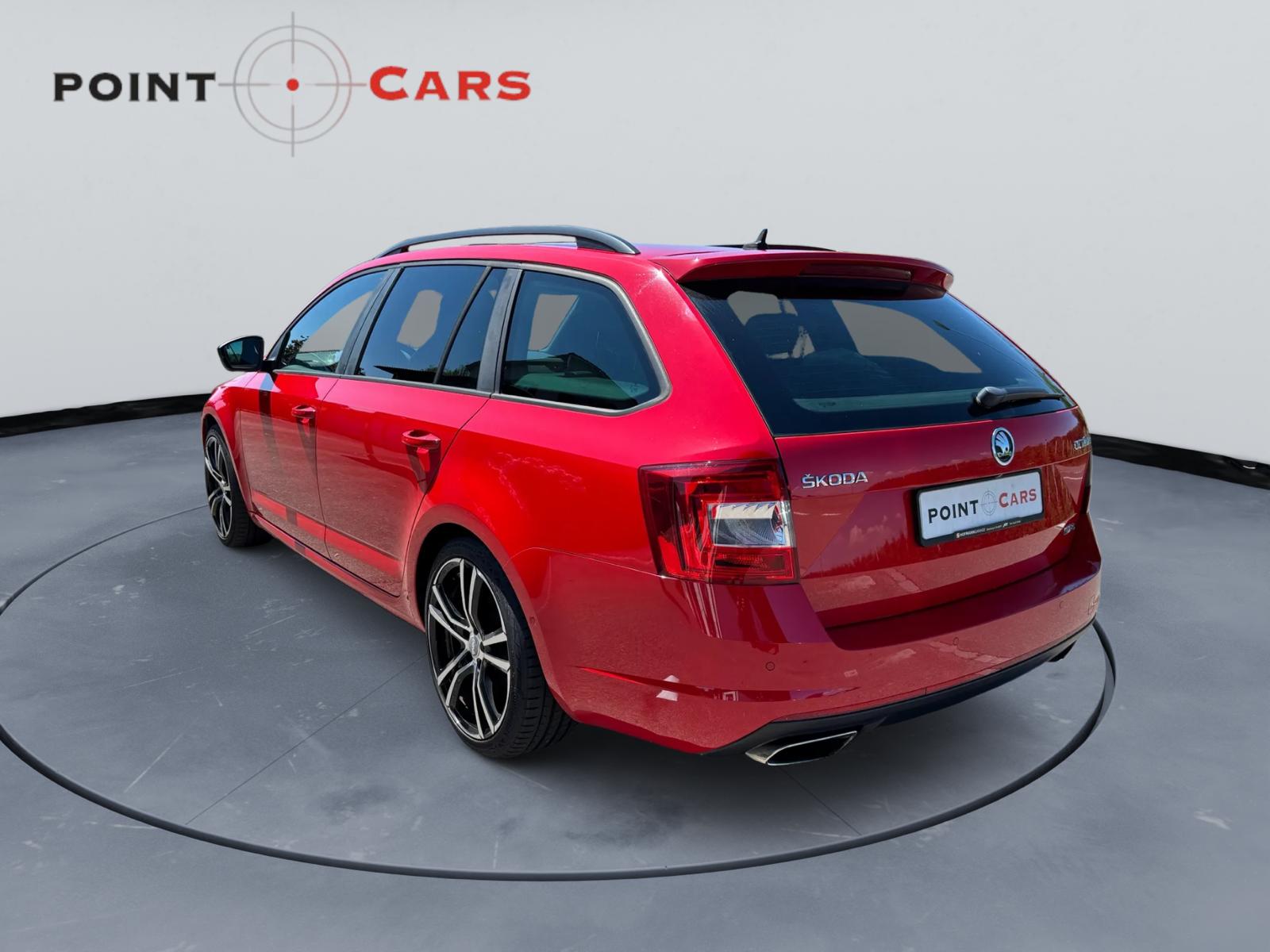 SKODA Octavia Combi 2.0 TSI RS DSG-image-2
