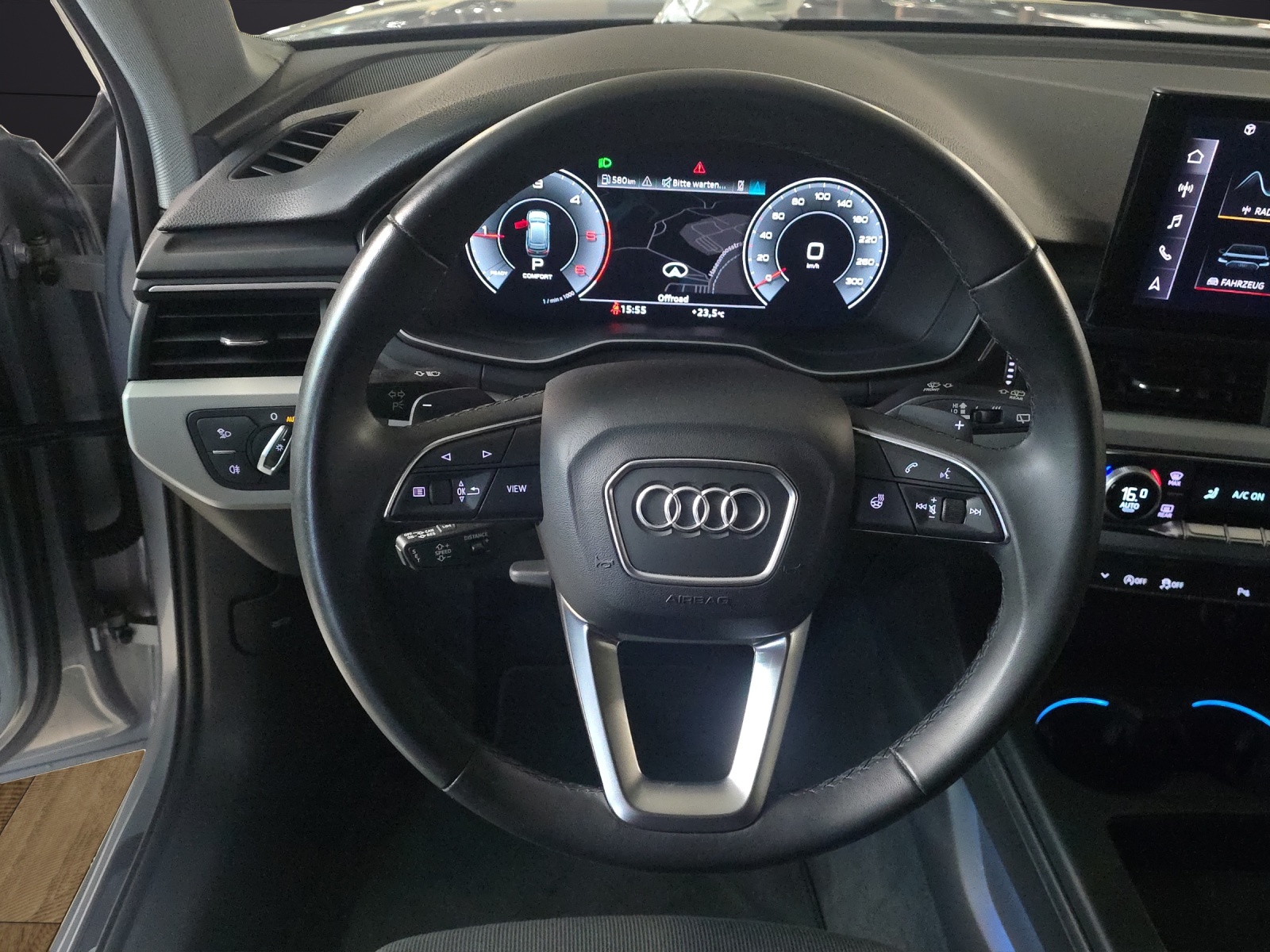 AUDI A4 Avant 40 TDI Attraction quattro S-tronic CH-Fahrzeug-image-11