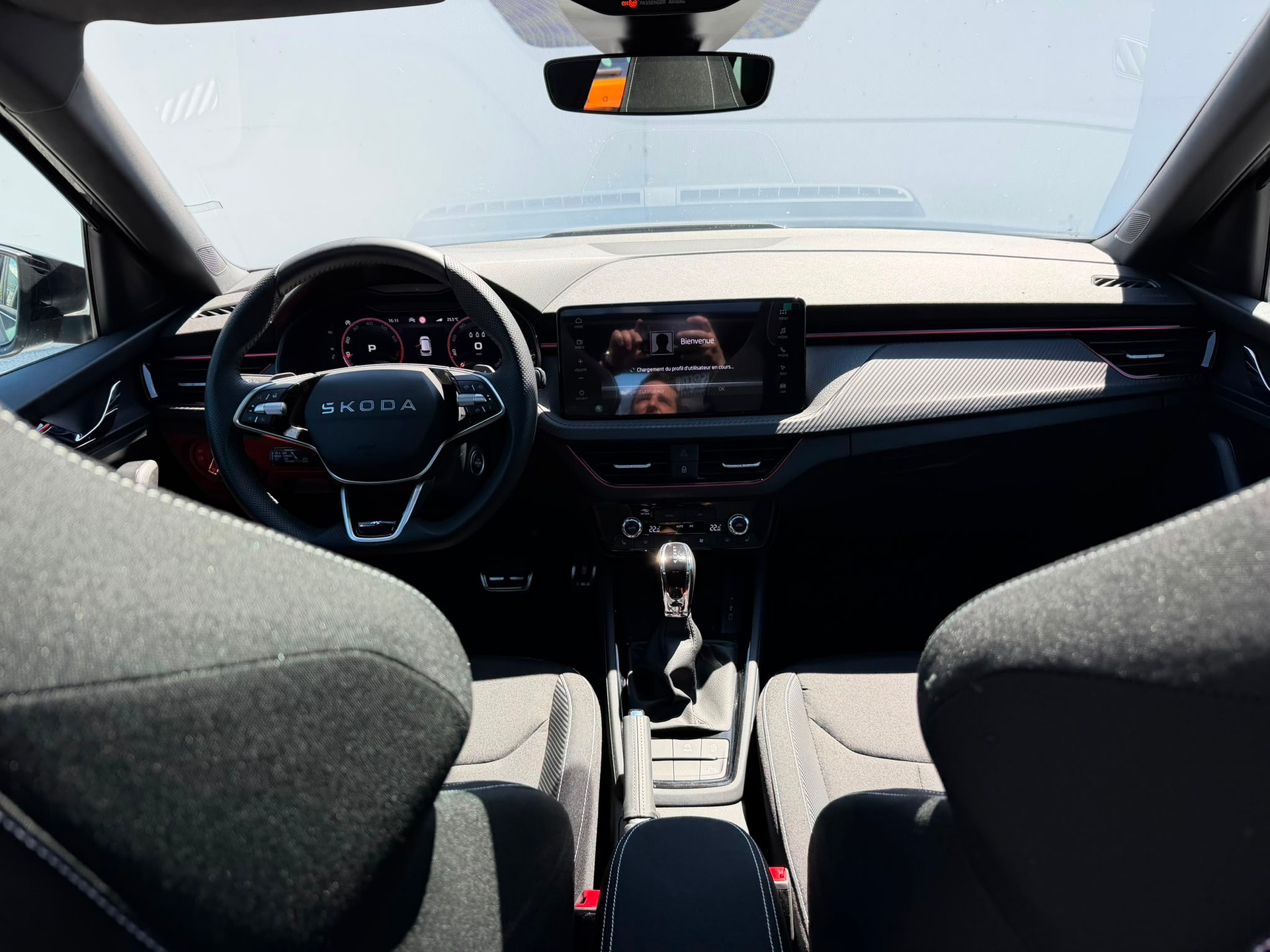 SKODA Kamiq 1.5 TSI Monte Carlo DSG-image-8