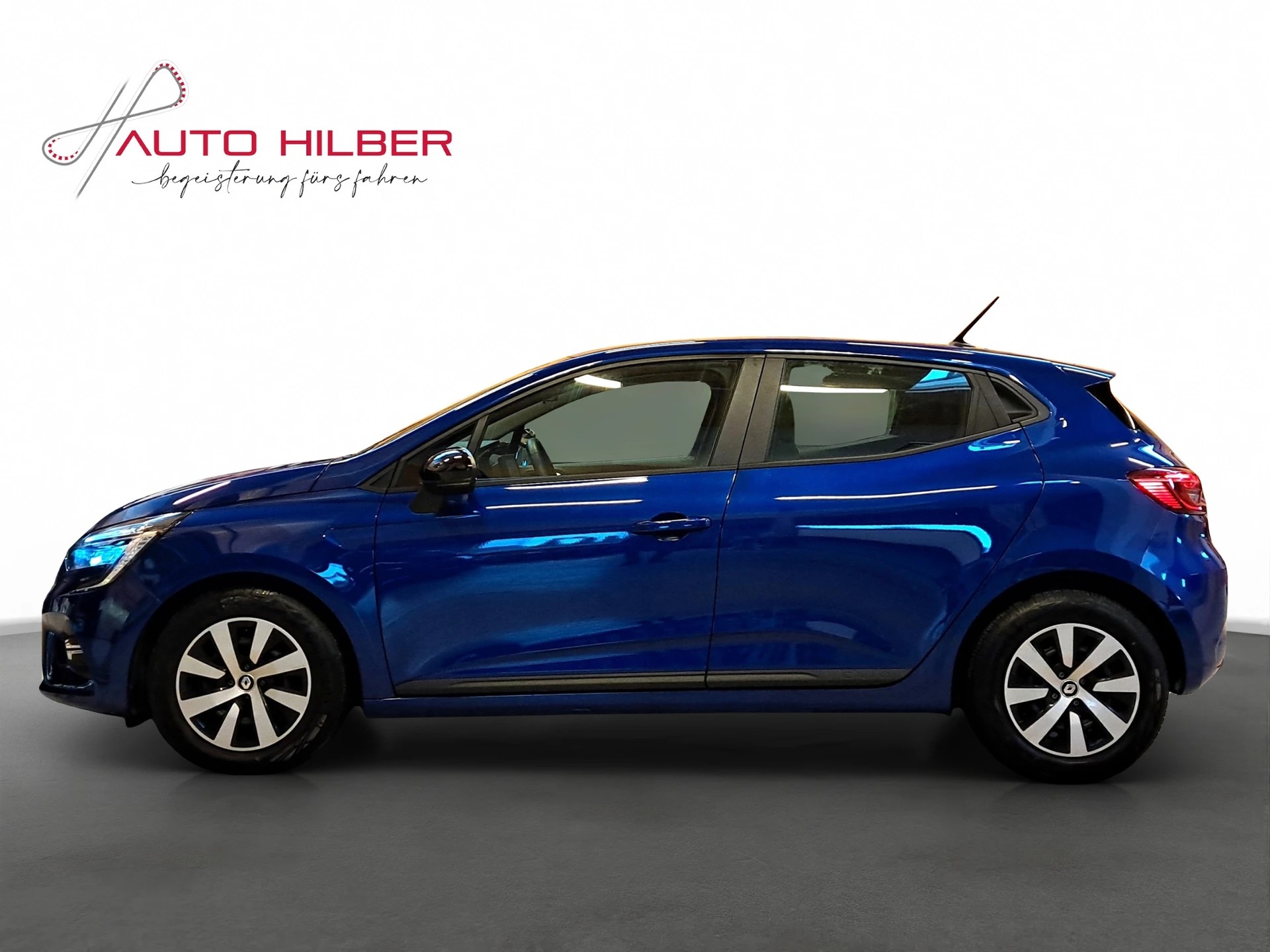 RENAULT Clio 1.0 Intens CVT-showroom-element-2