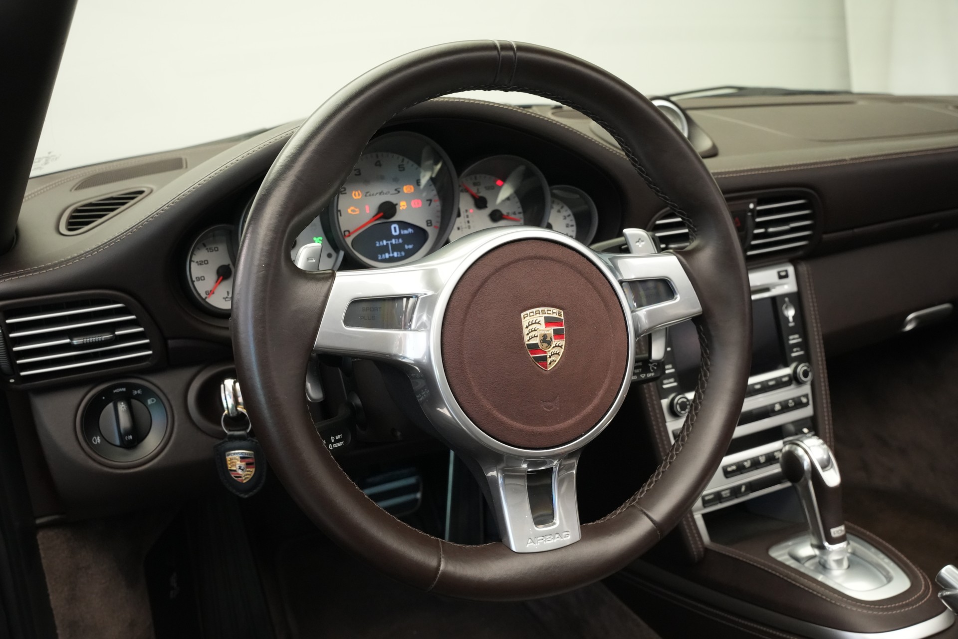 PORSCHE 911 Cabrio Turbo S PDK *CH-Fahrzeug* *Techart Felgen*-image-24