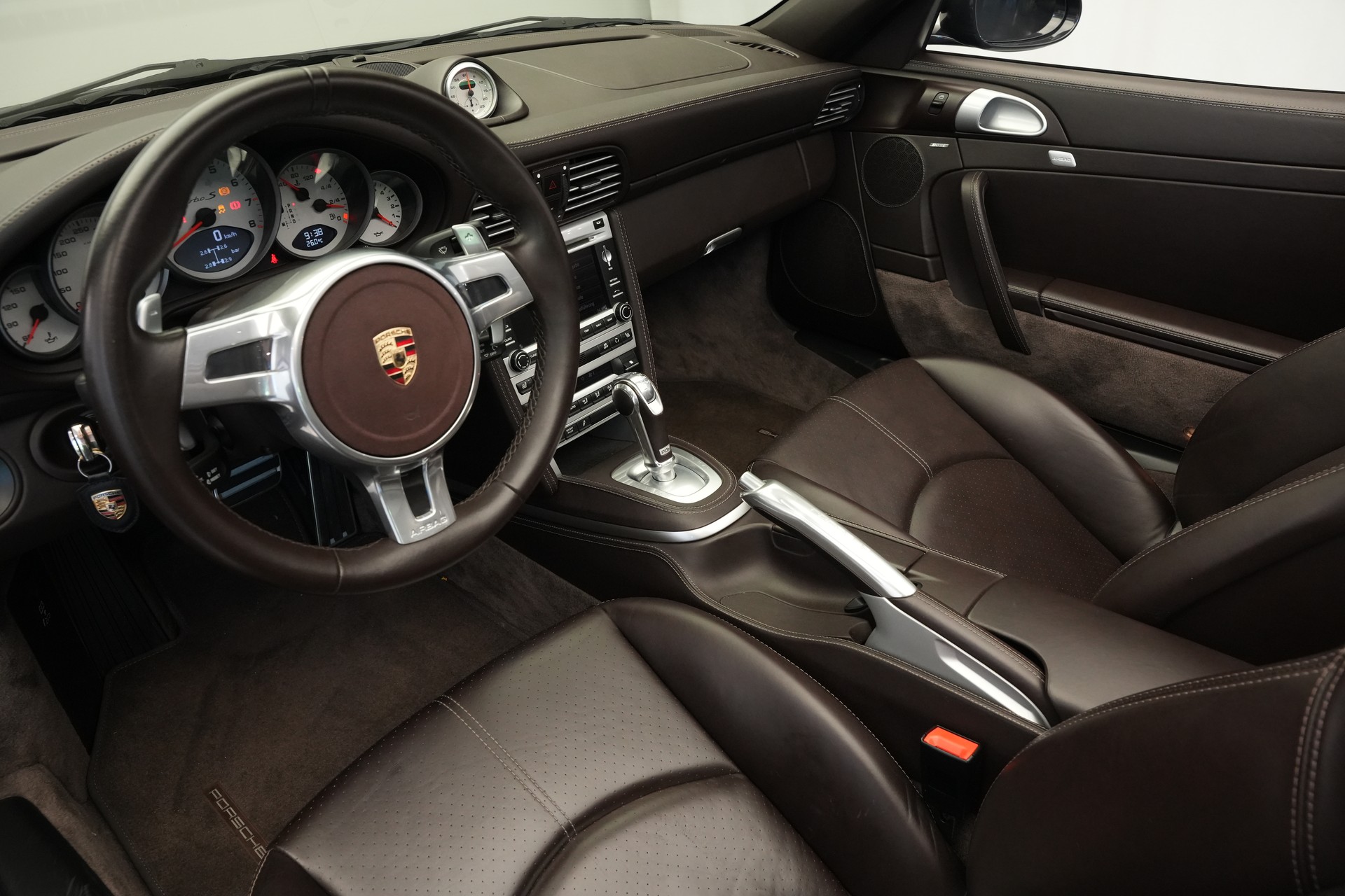 PORSCHE 911 Cabrio Turbo S PDK *CH-Fahrzeug* *Techart Felgen*-image-15