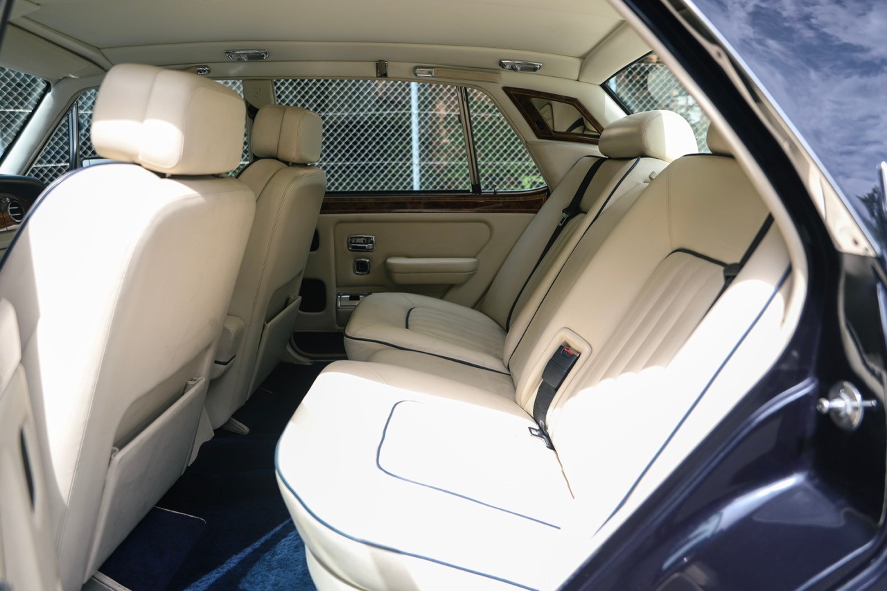ROLLS-ROYCE Silver Spirit II-image-15
