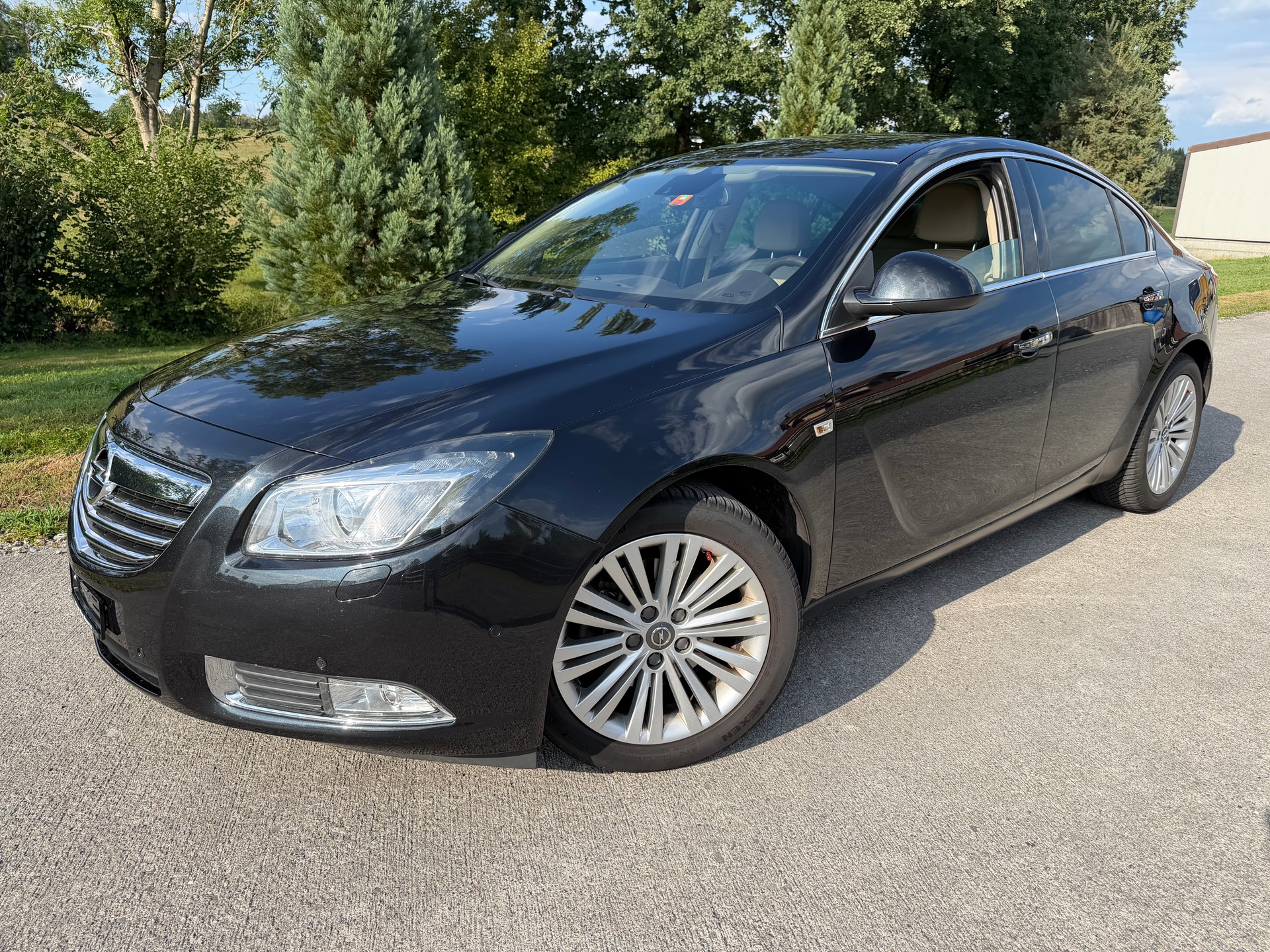OPEL Insignia 2.0 Turbo Sport Automatic-image-1