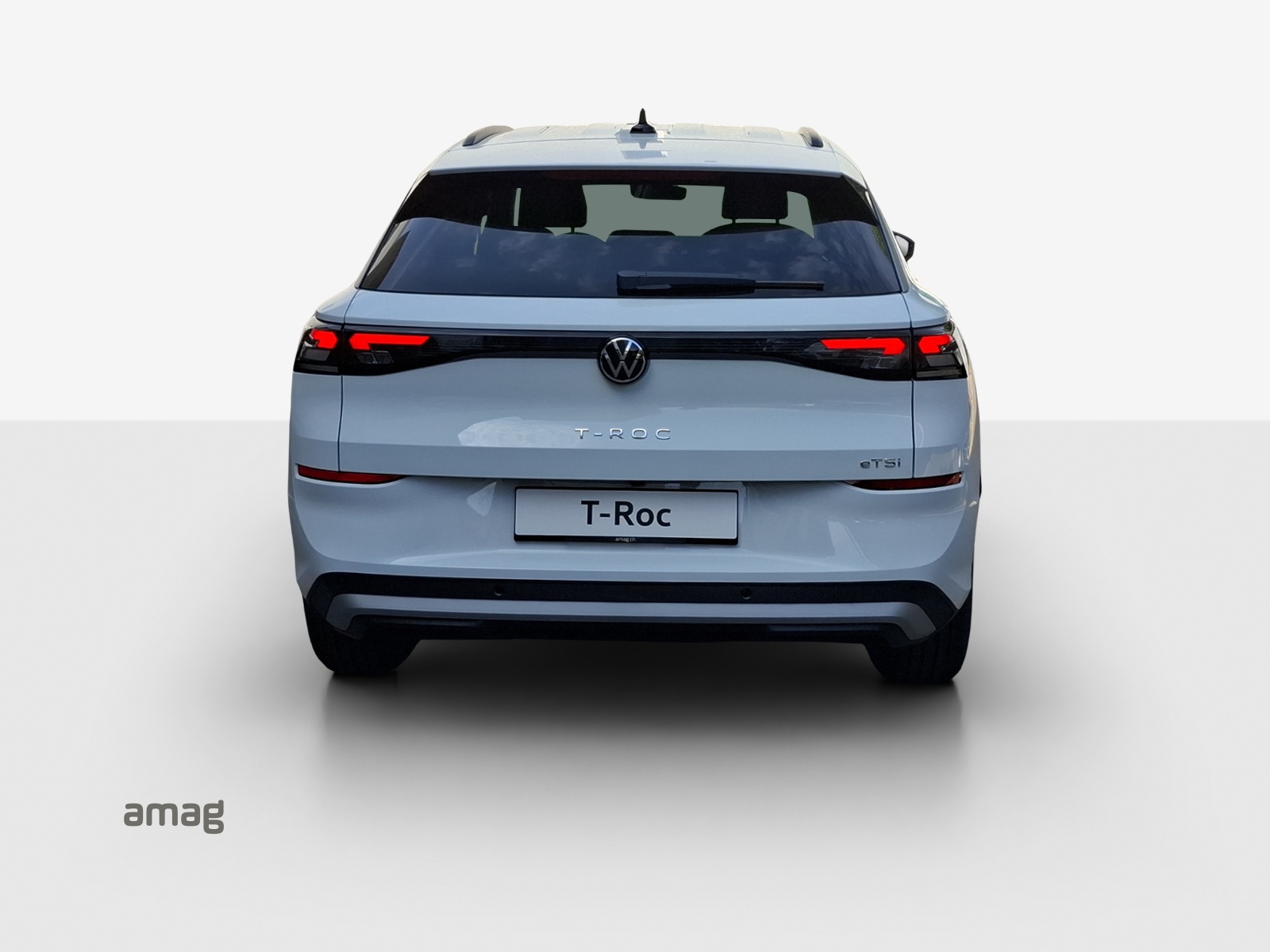 VW T-Roc 1.5 eTSI mHEV Life DSG-showroom-element-3