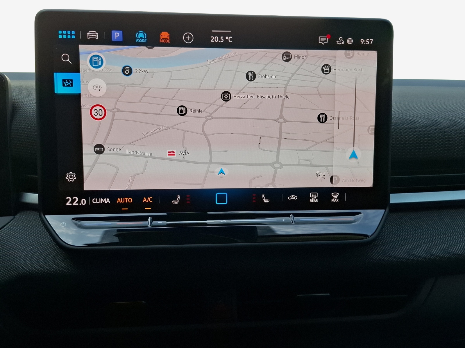 VW T-Roc 1.5 eTSI mHEV Life DSG-image-10