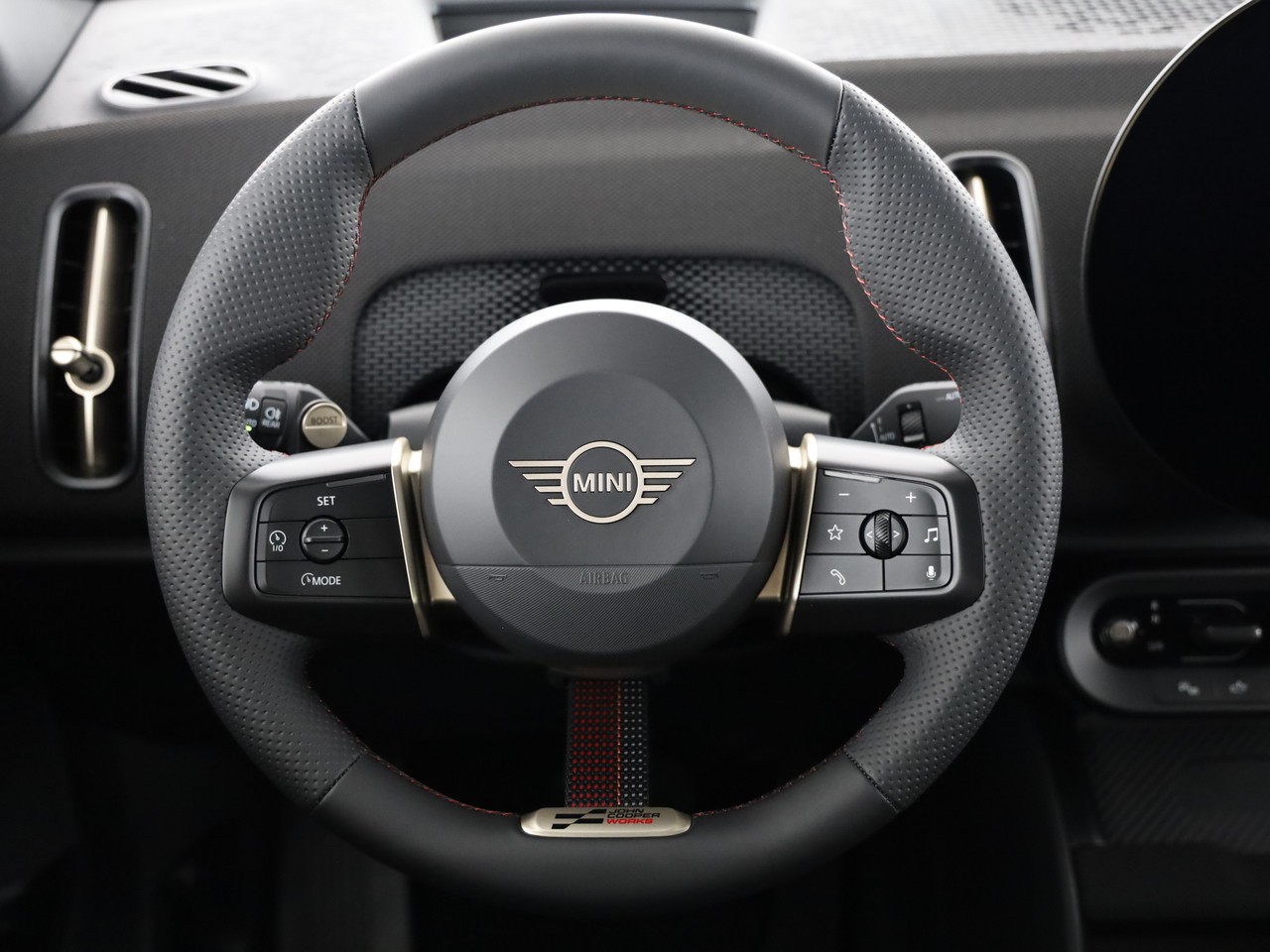 MINI Countryman SE ALL 4-image-18