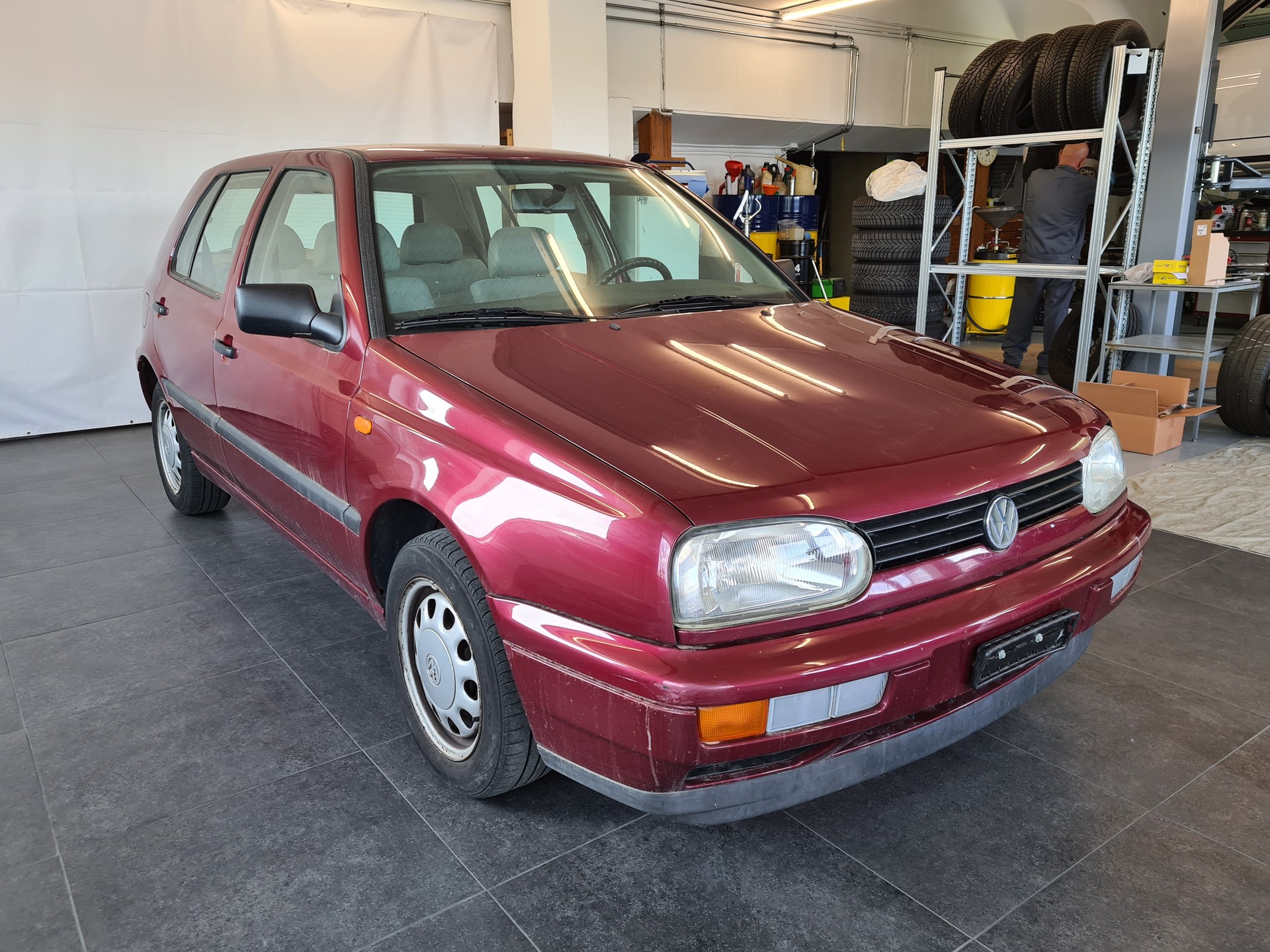 VW Golf 1800 Swiss Line ABS-showroom-element-2