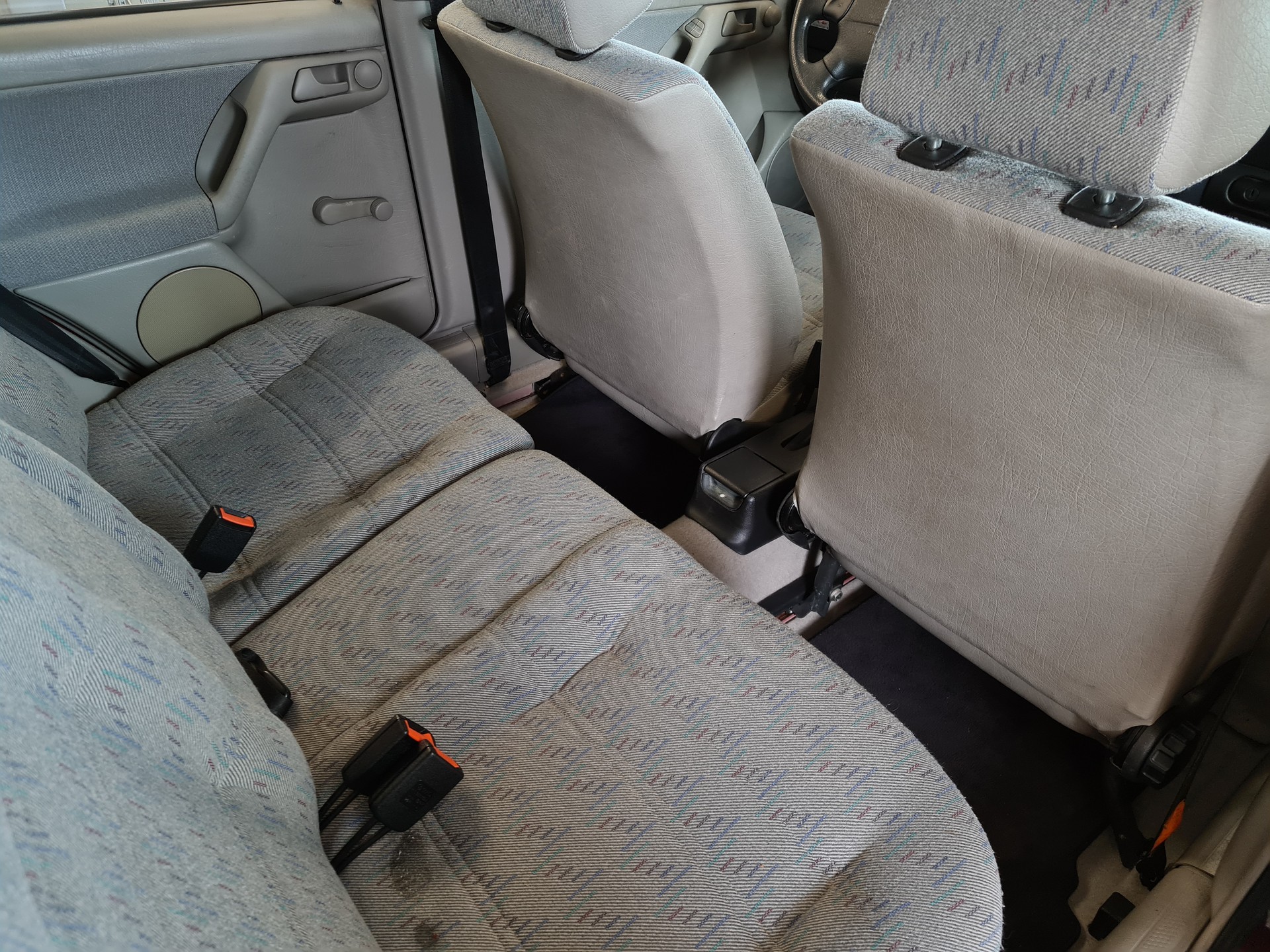 VW Golf 1800 Swiss Line ABS-image-11