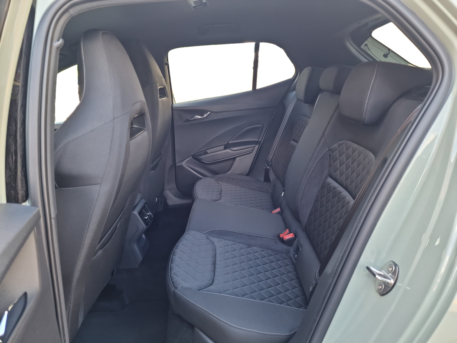 SKODA Fabia 1.0 TSI Monte Carlo DSG MY 2027-image-22