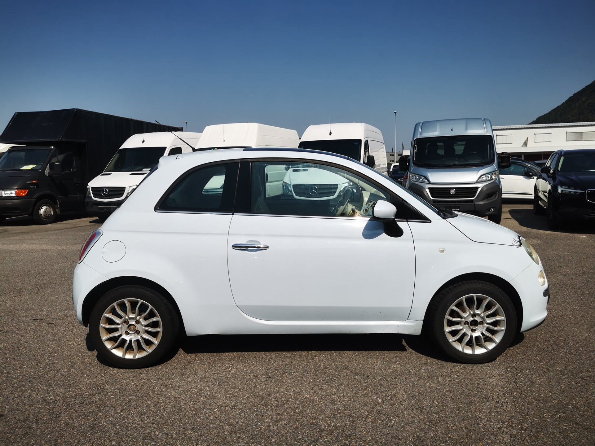 FIAT 500 1.2 Lounge-image-1