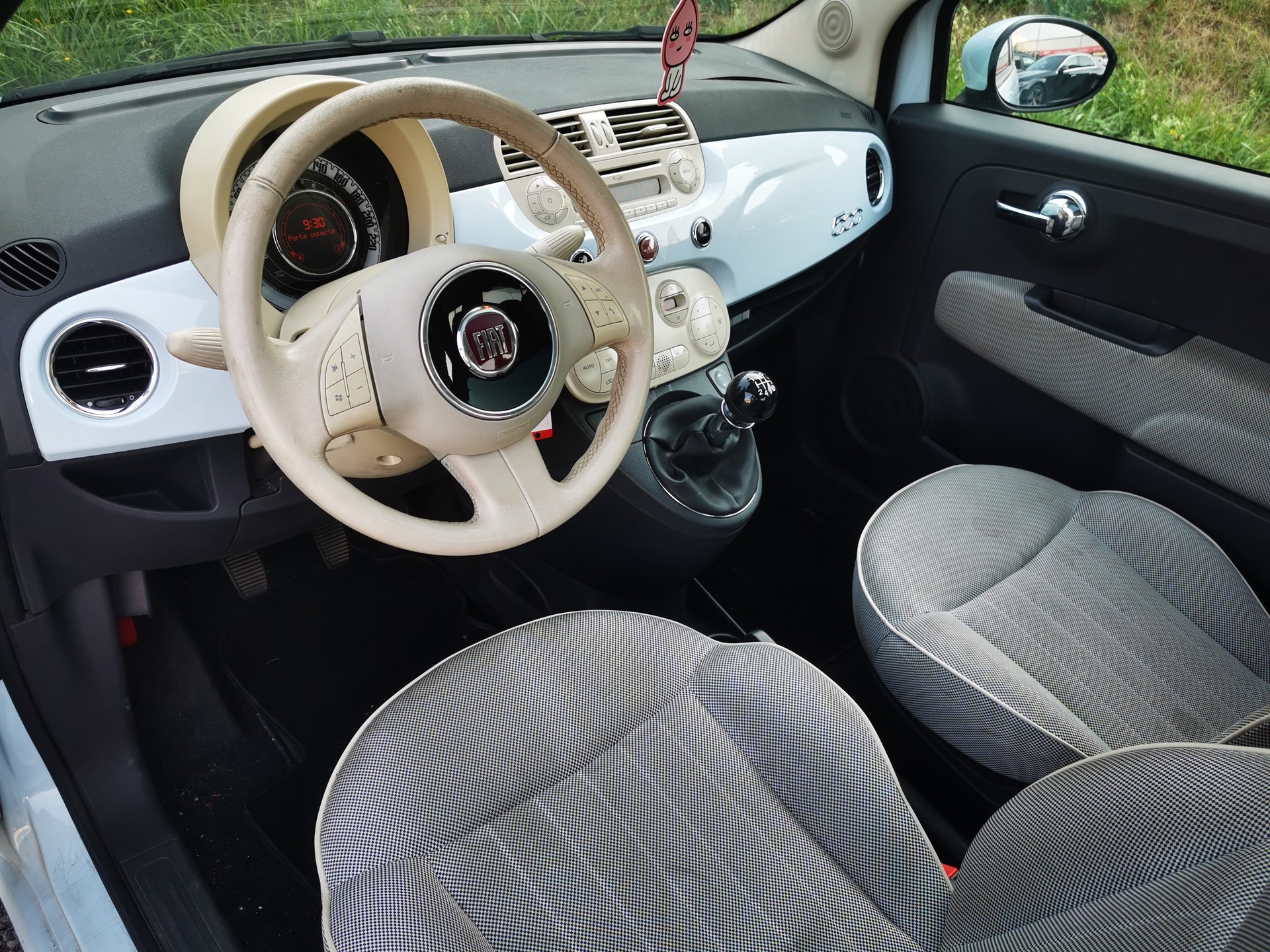FIAT 500 1.2 Lounge-image-7